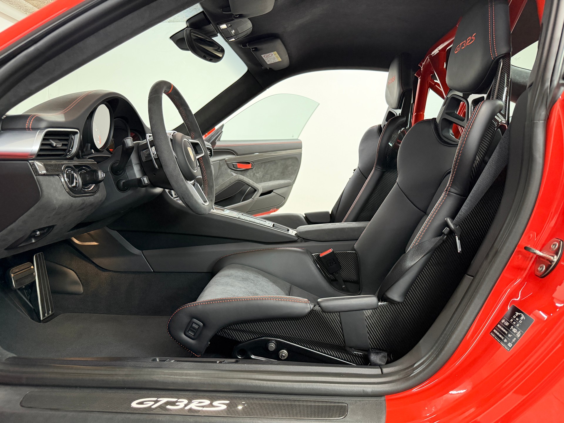 PORSCHE 911 GT3 RS 4.0 (991.1) Lava Orange PDK – Sammlerzustand / Nur 68 km / Neuwertig / CH-Fahrzeug /-image-5