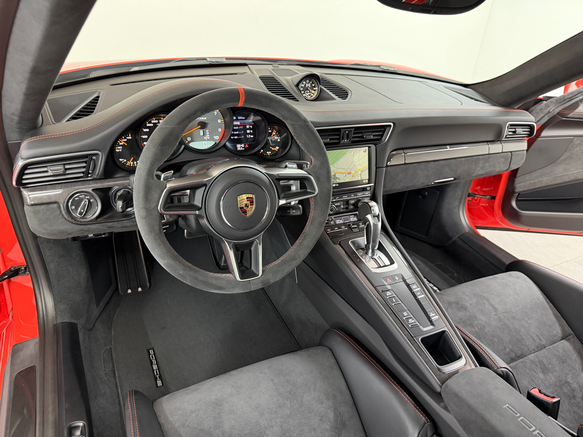 PORSCHE 911 GT3 RS 4.0 (991.1) Lava Orange PDK – Sammlerzustand / Nur 68 km / Neuwertig / CH-Fahrzeug /-image-7