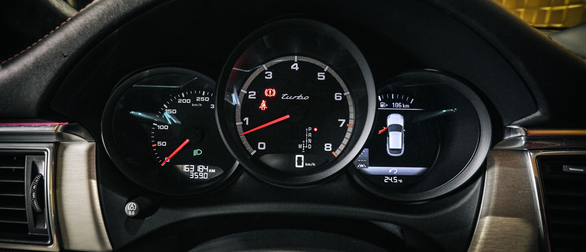 PORSCHE Macan Turbo PDK-image-14