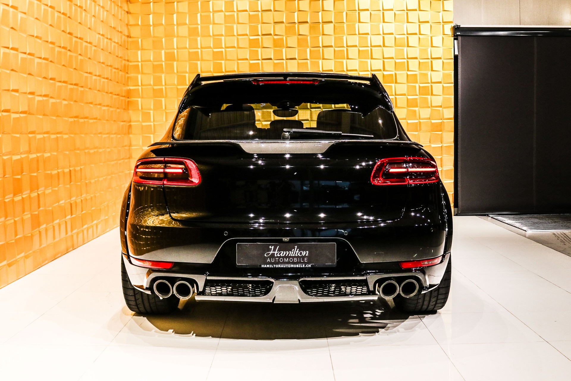 PORSCHE Macan Turbo PDK-image-5