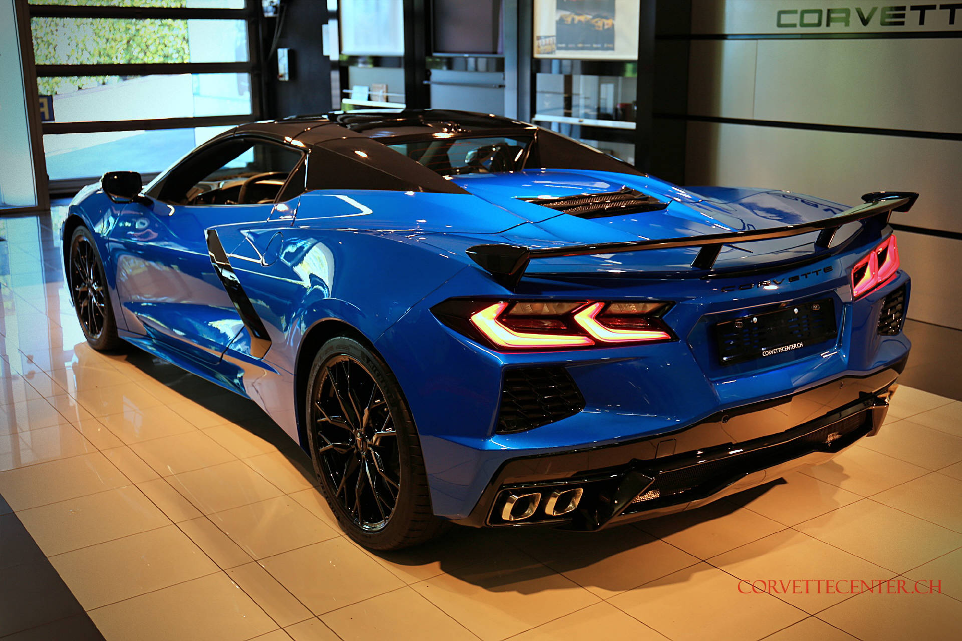 CHEVROLET Corvette Convertible 6.2 V8 3LT-image-19