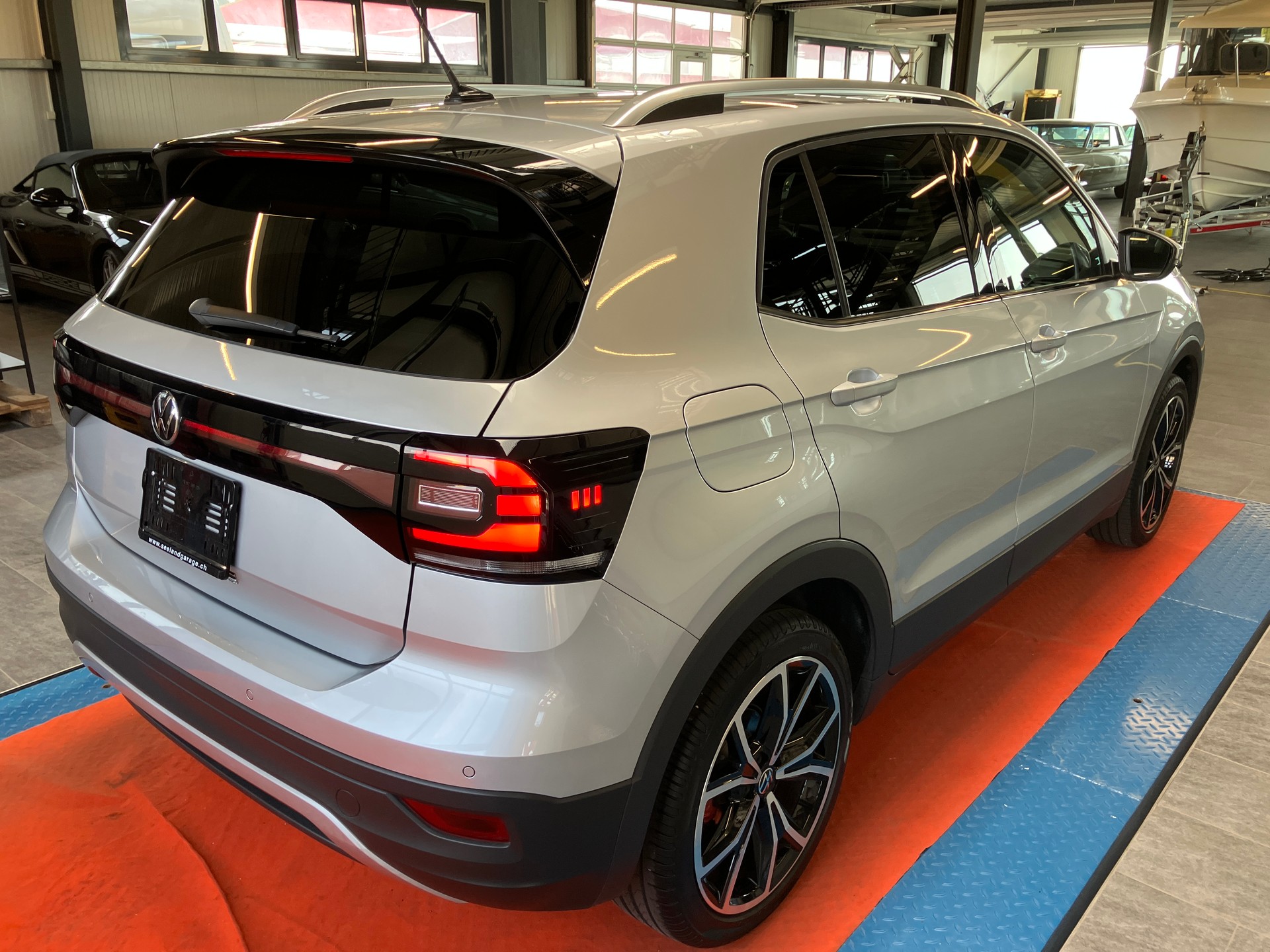 VW T-Cross 1.0 TSI Style DSG-showroom-element-2
