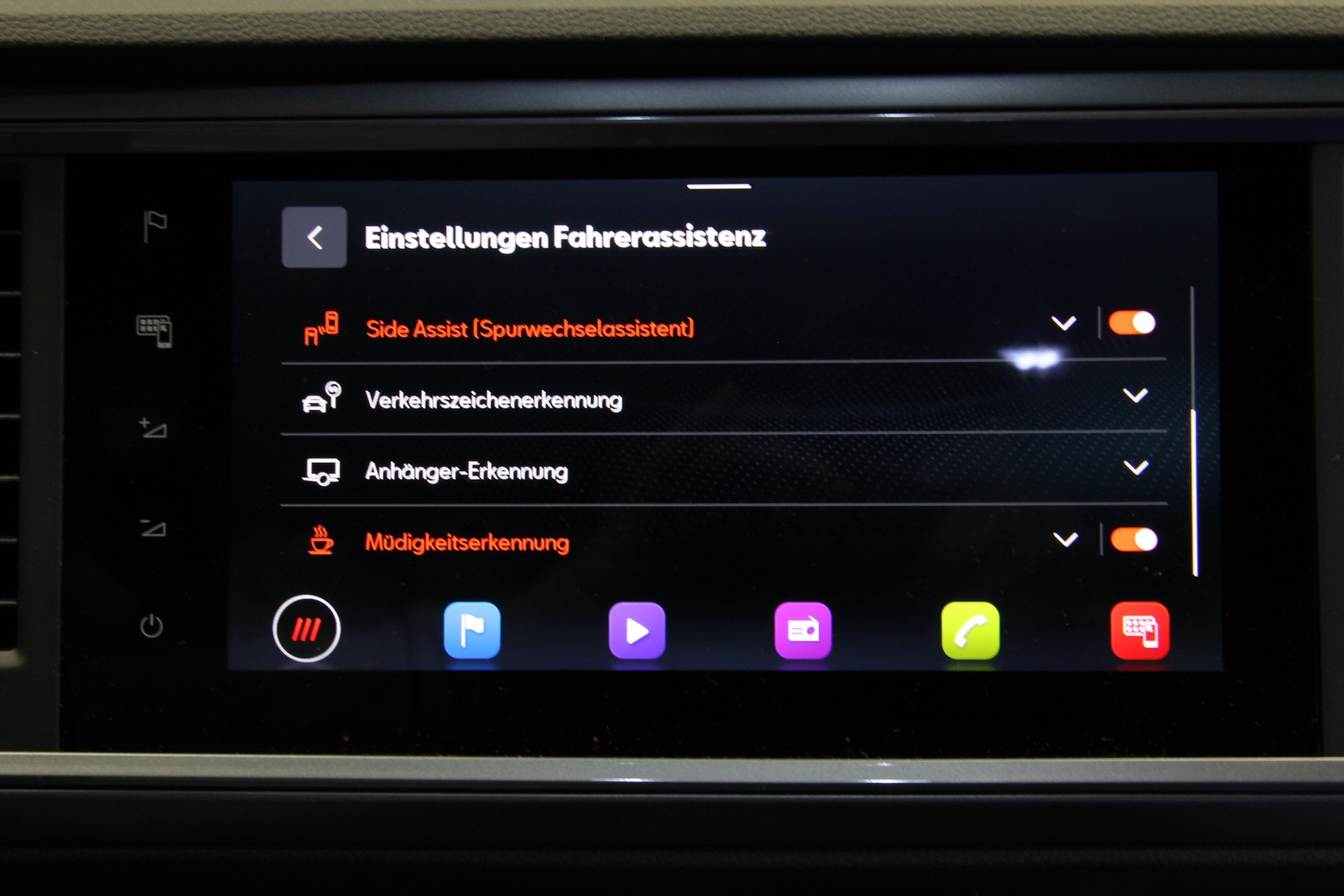 CUPRA Ateca 2.0TSI VZ 4Drive DSG **ANHÄNGERKUPPLUNG** ASSISTENTENZ-PAKET-XL-image-11