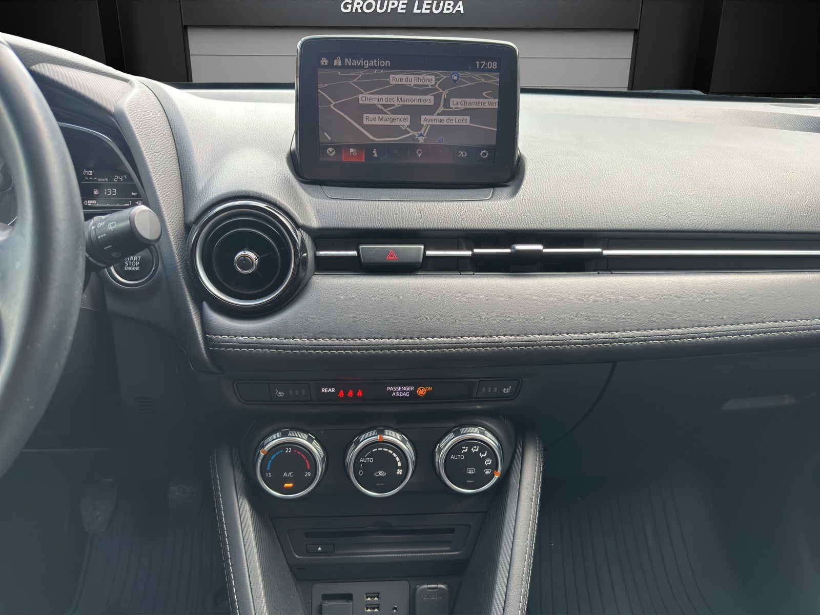 MAZDA 2 SKYACTIV-G 115 Revolution-image-11