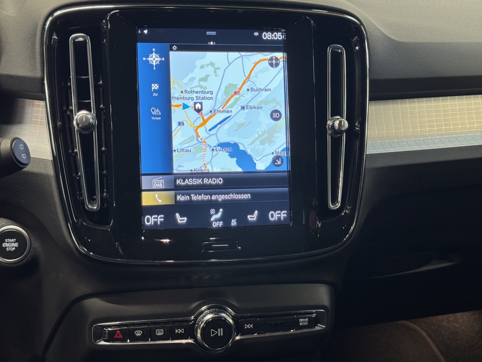 VOLVO XC40 1.5 T2 Momentum-image-10
