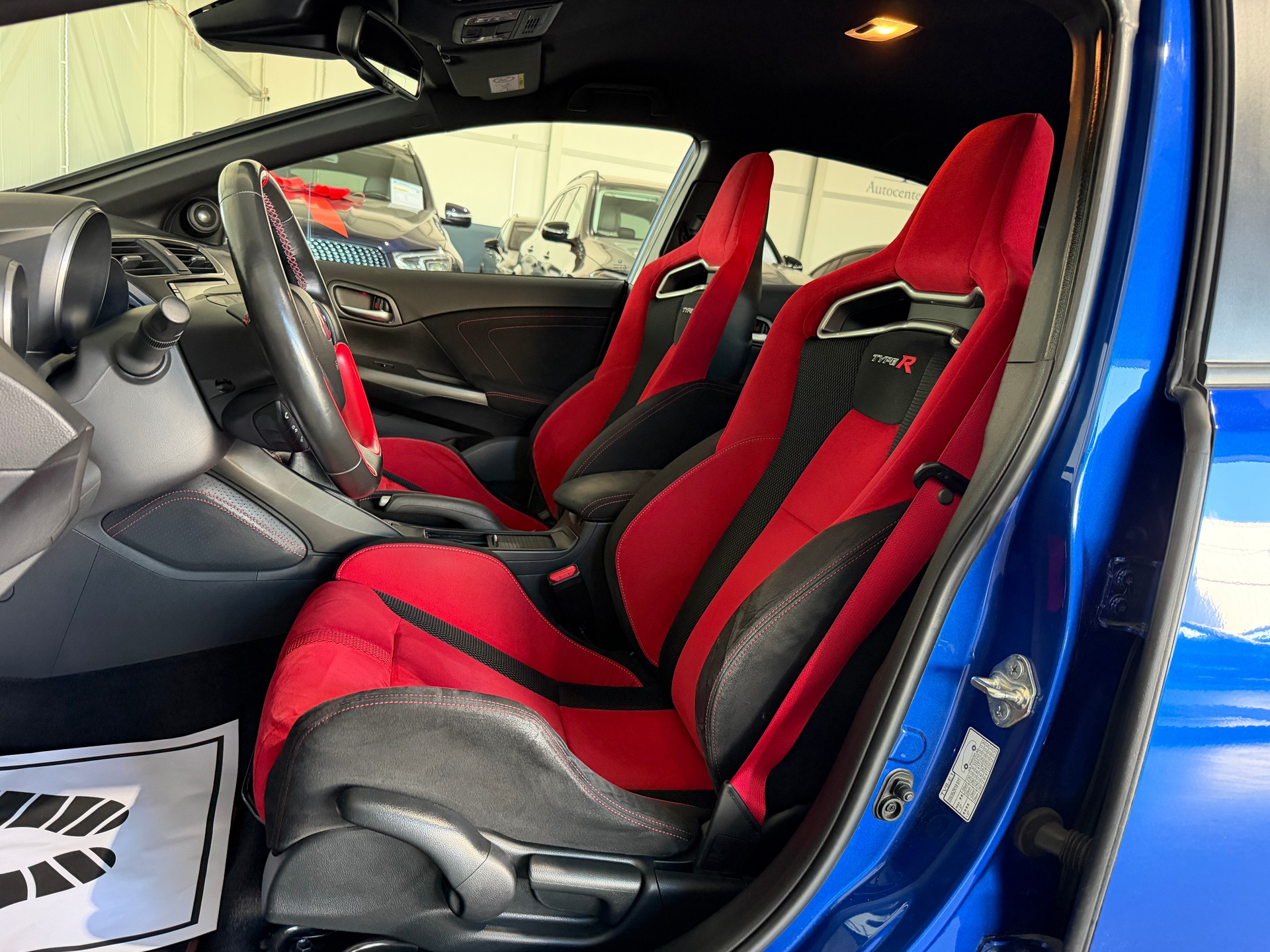 HONDA Civic 2.0 i-VTEC Type R (CH)-image-12