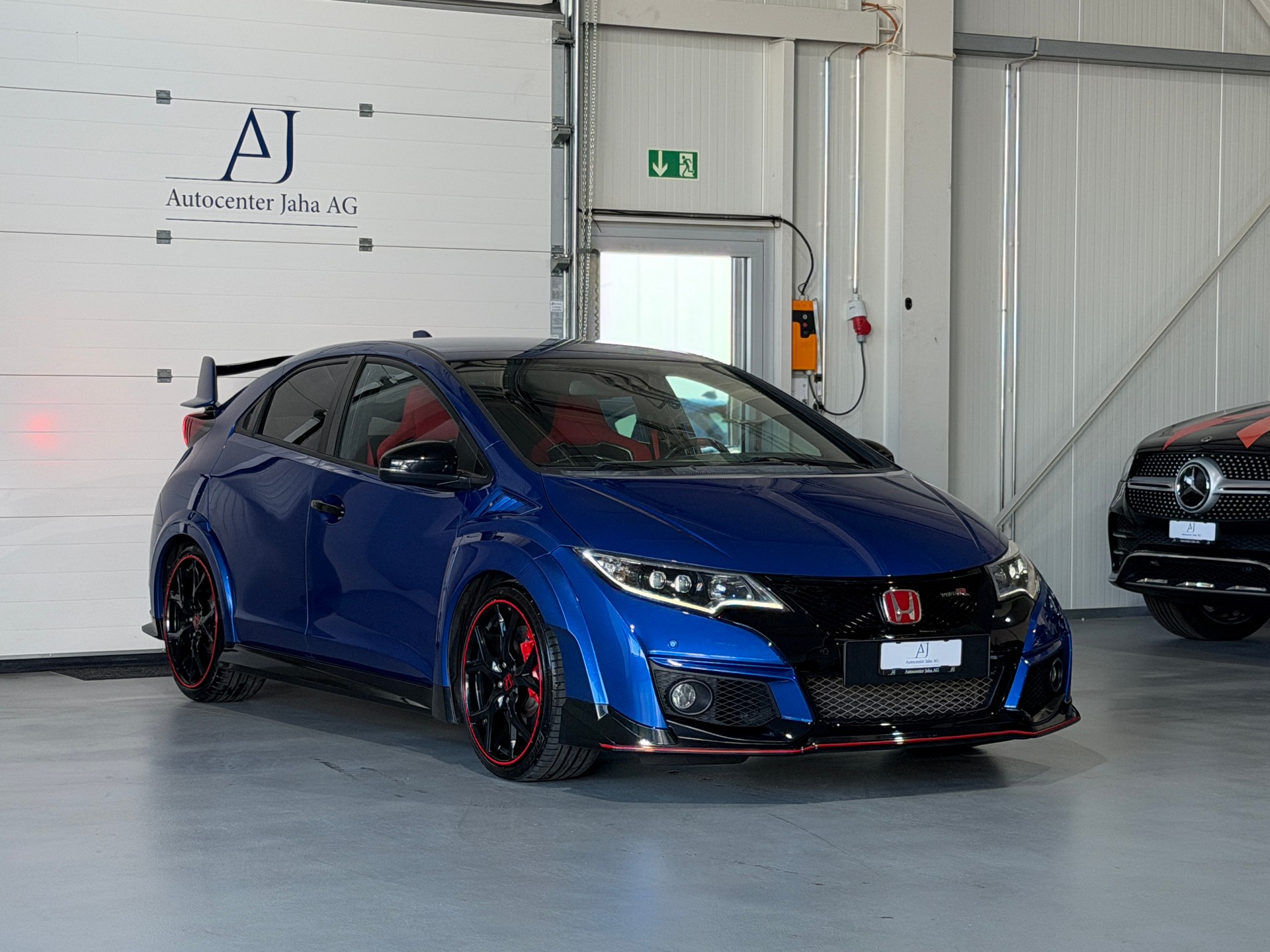 HONDA Civic 2.0 i-VTEC Type R (CH)-showroom-element-3