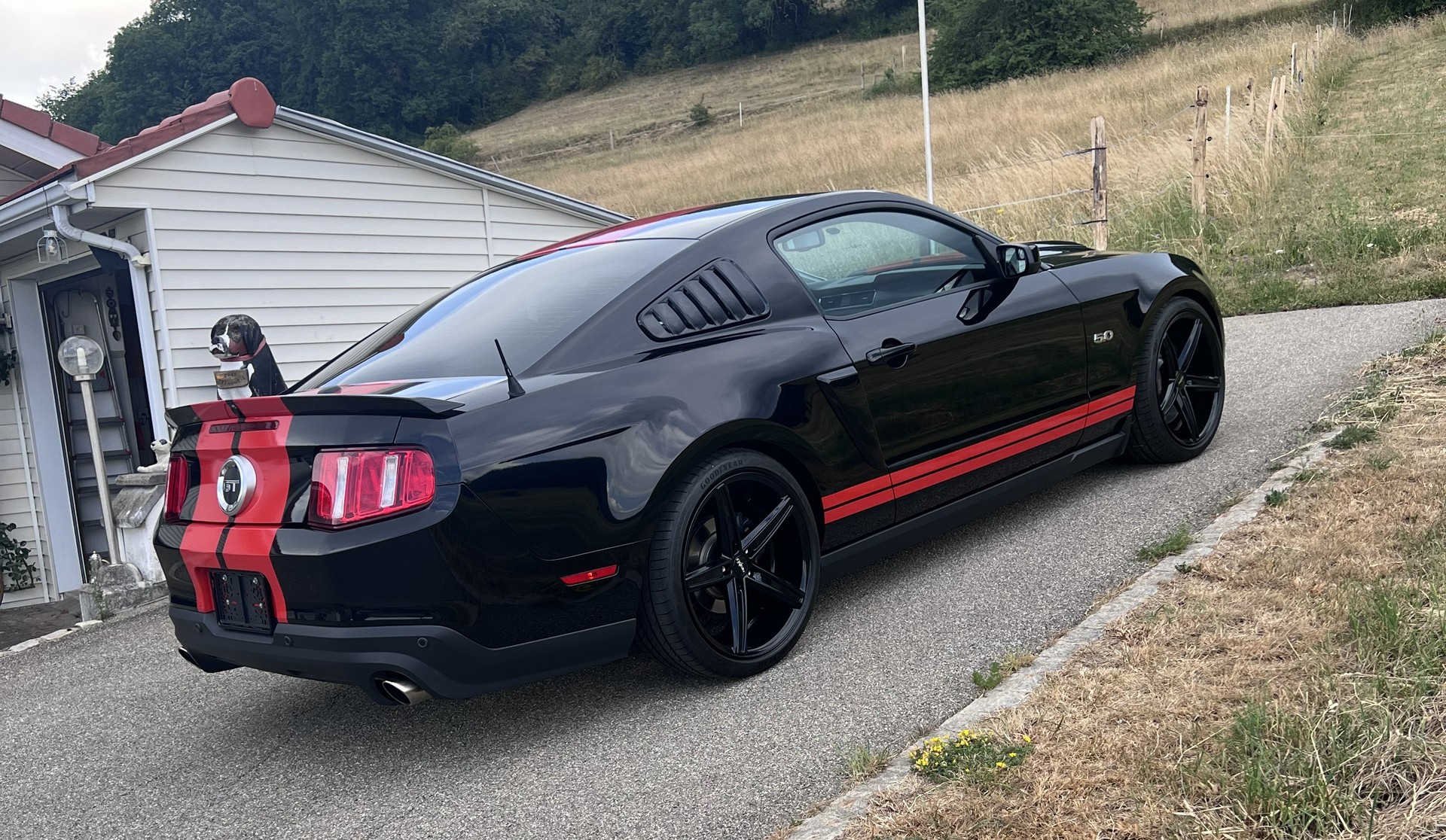 FORD 5.0 V8 GT Premium-image-3