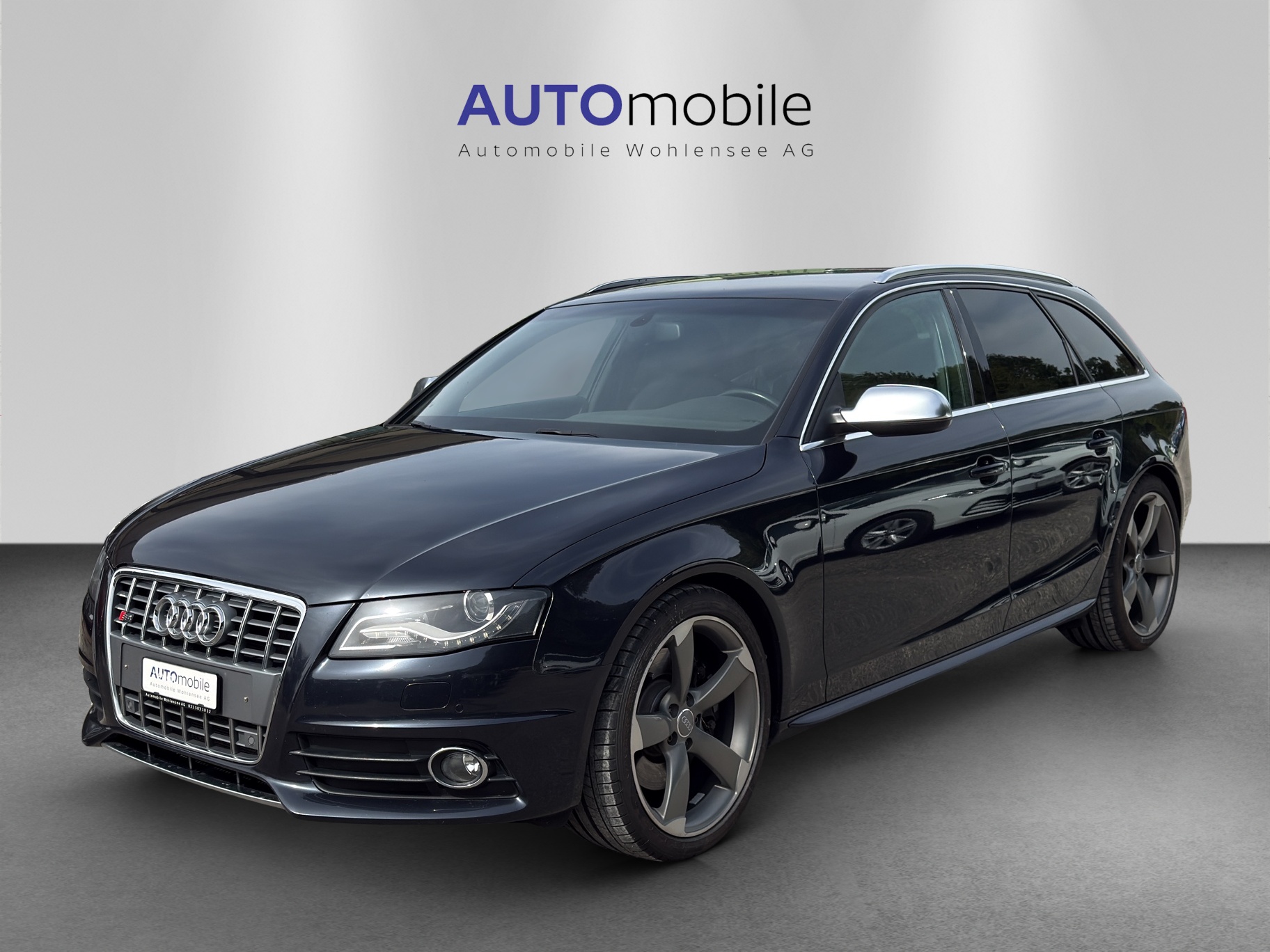 AUDI S4 Avant 3.0 TFSI quattro-showroom-element-1