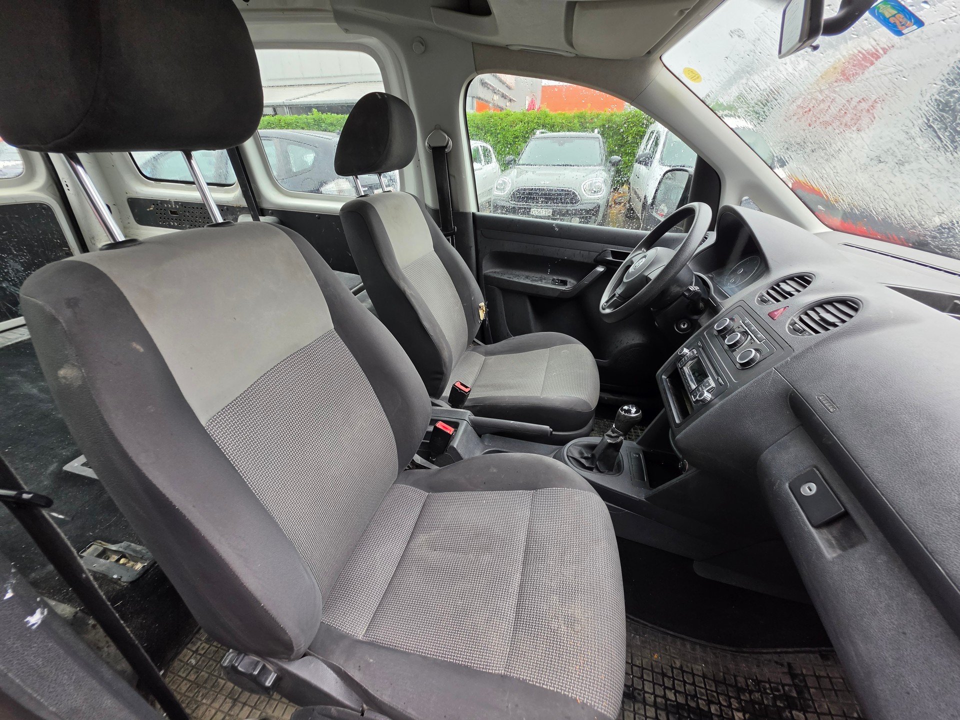 VW Caddy 2.0 TDI 4Motion-image-8