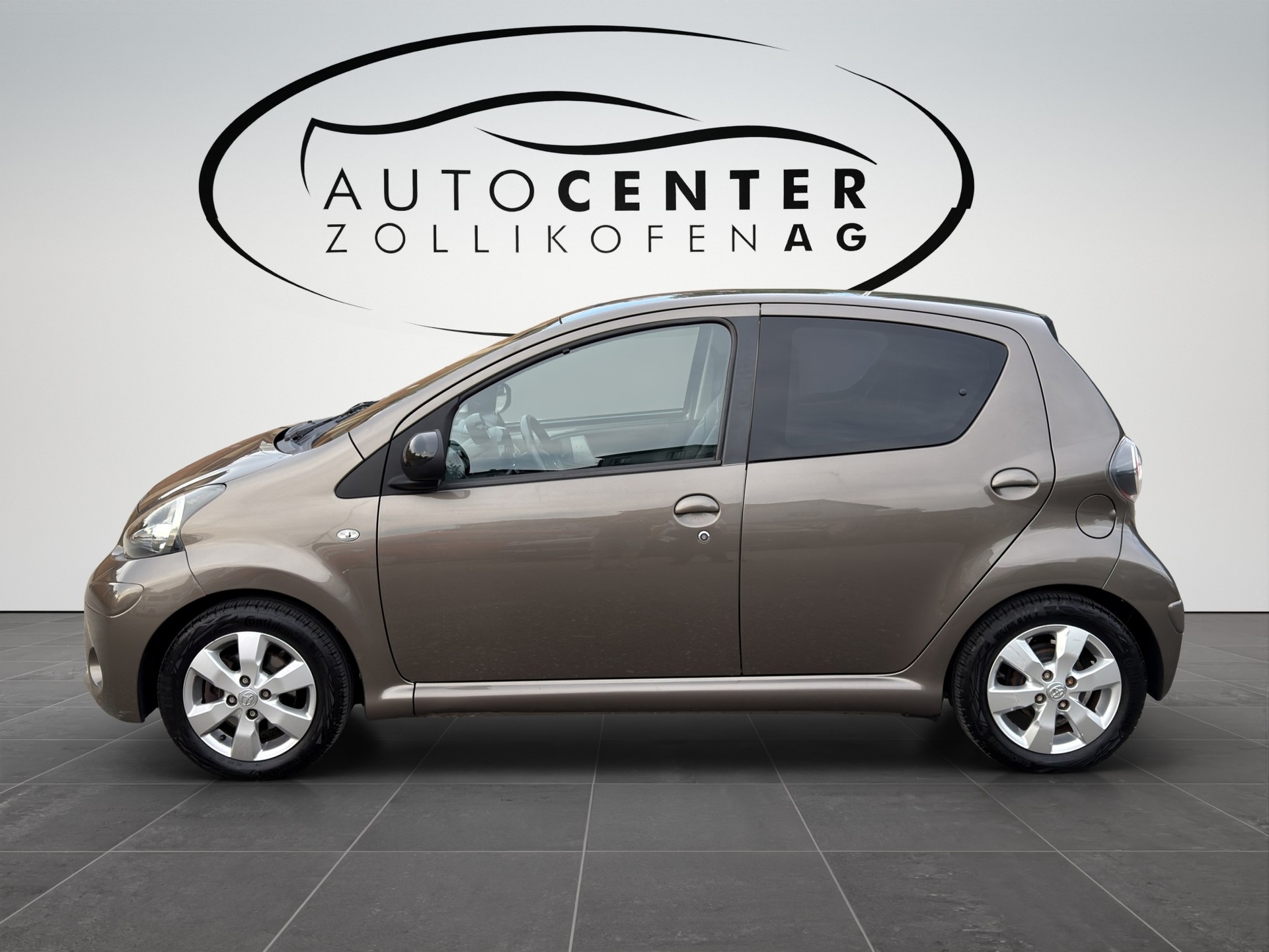 TOYOTA Aygo 1.0 VVT-i Luna-showroom-element-3