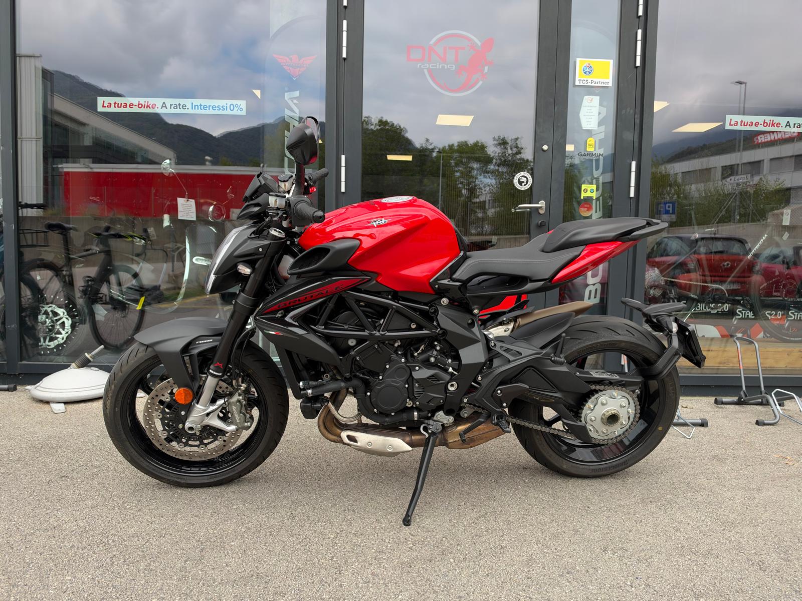 MV AGUSTA B3 Brutale 800 Rosso-image-1
