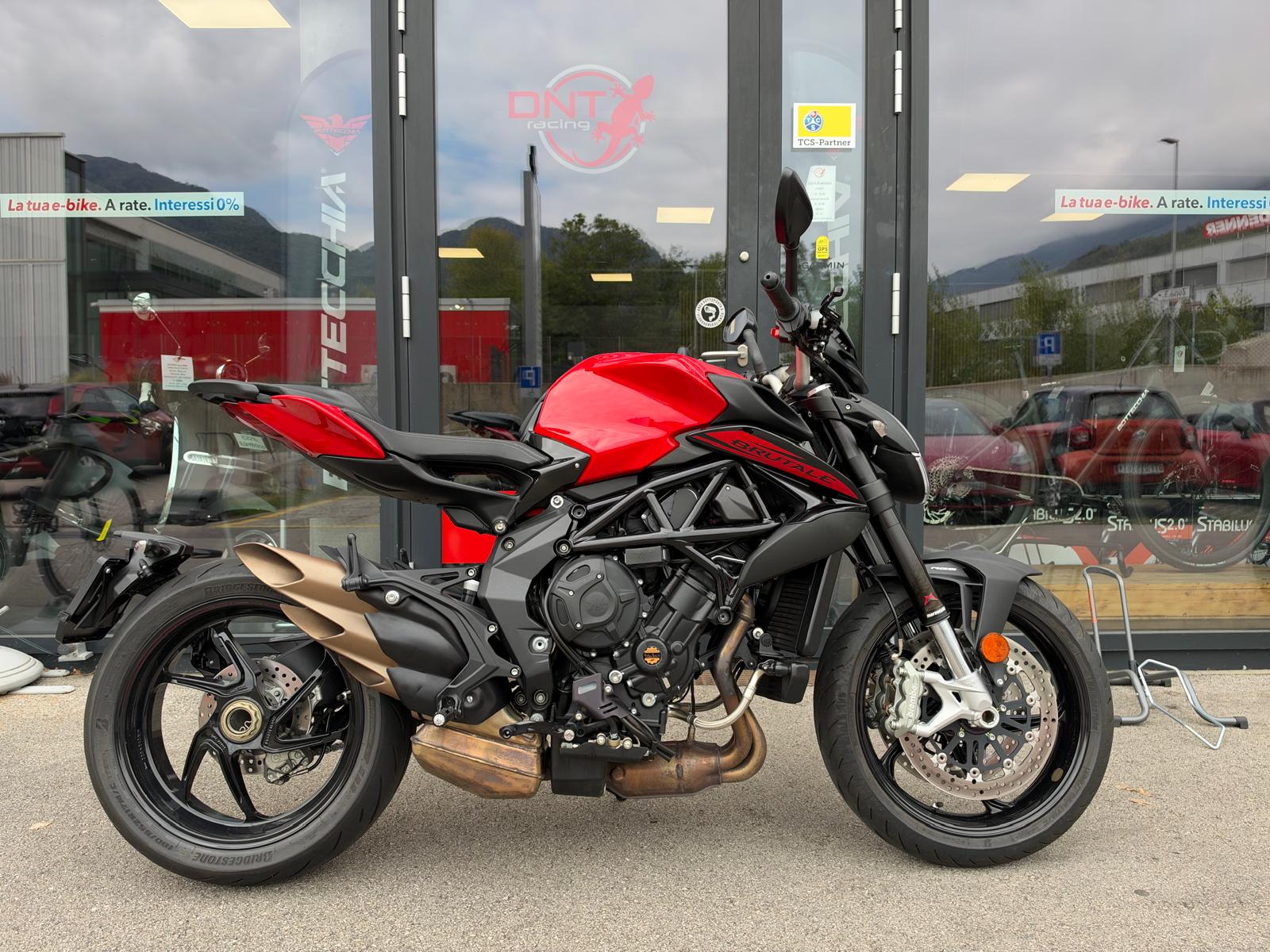 MV AGUSTA B3 Brutale 800 Rosso-image-0