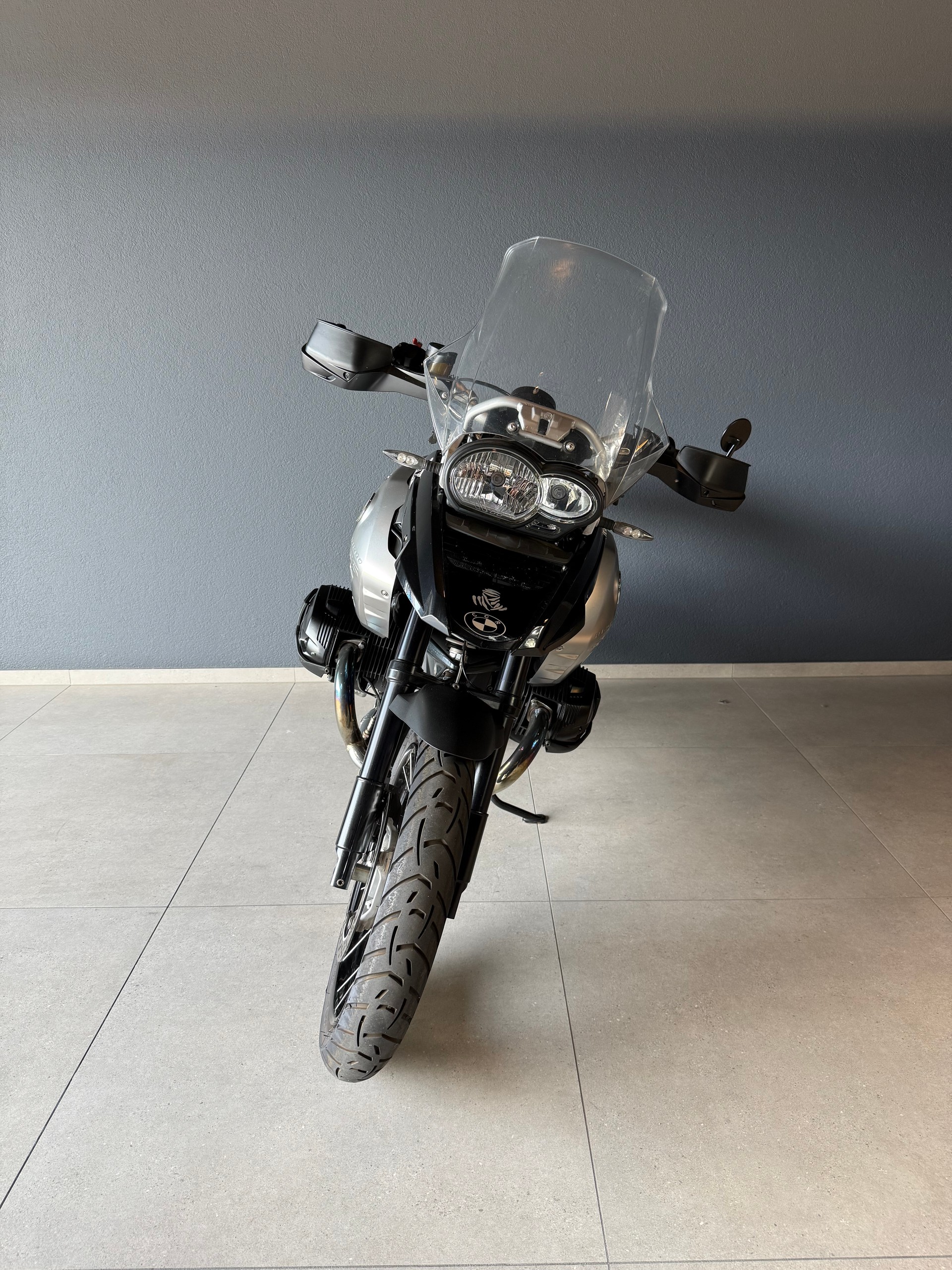 BMW R 1200 GS Triple Black ABS-image-2