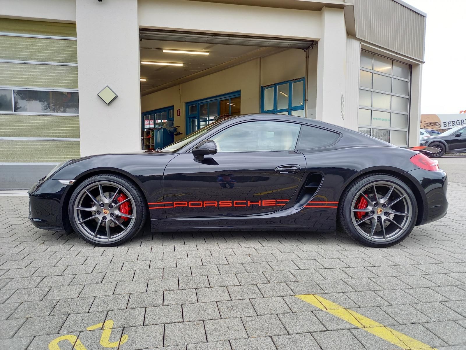 PORSCHE Cayman S 3.4 PDK-showroom-element-3