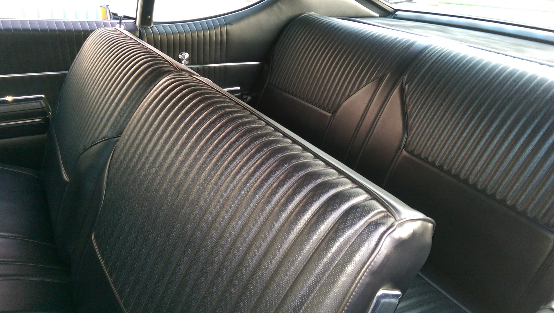 OLDSMOBILE 442-image-8