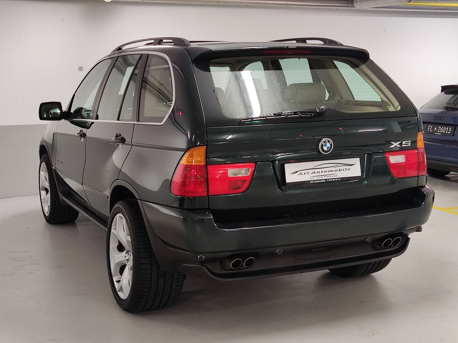 BMW X5 4.4i-image-7