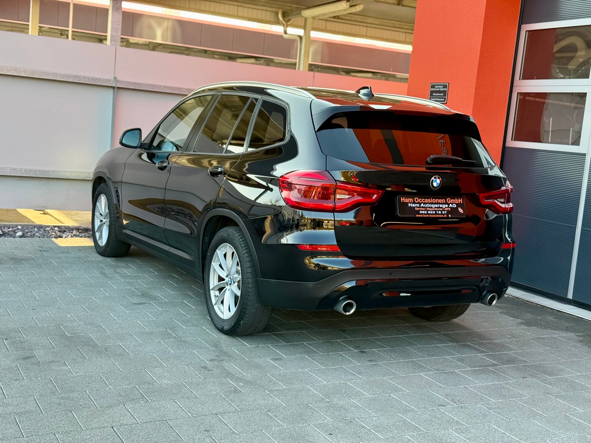 BMW X3 xDrive 48V 30d Steptronic-showroom-element-2