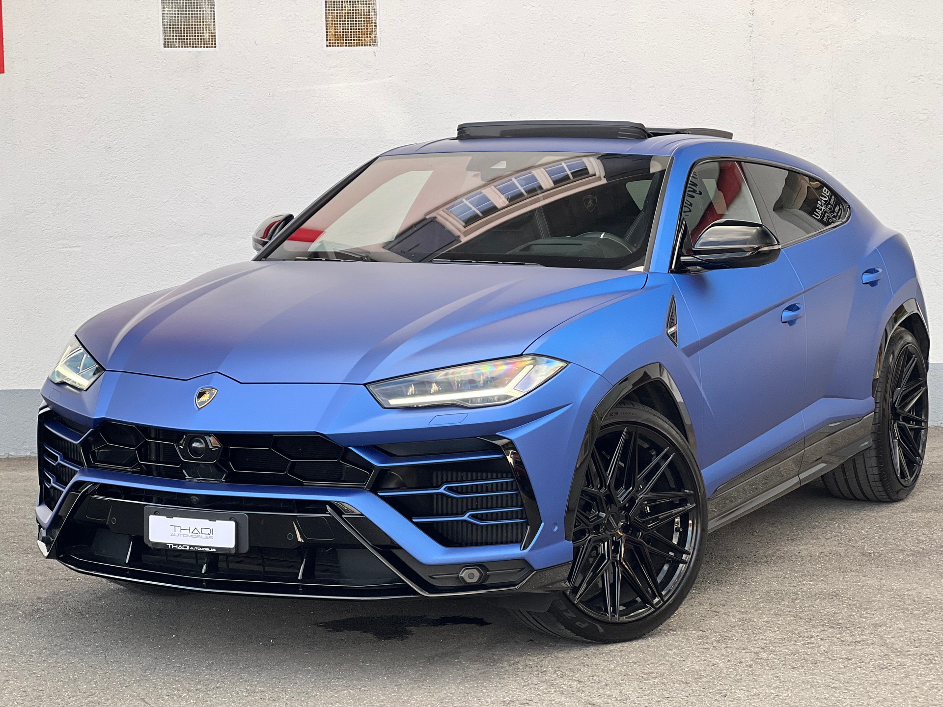 LAMBORGHINI Urus E-Gear Graphite Capsule