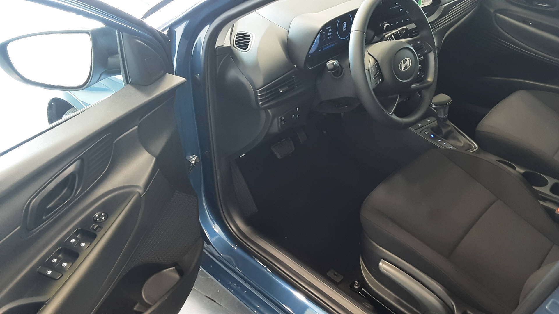 HYUNDAI i20 1.0 T-GDi Origo-image-6