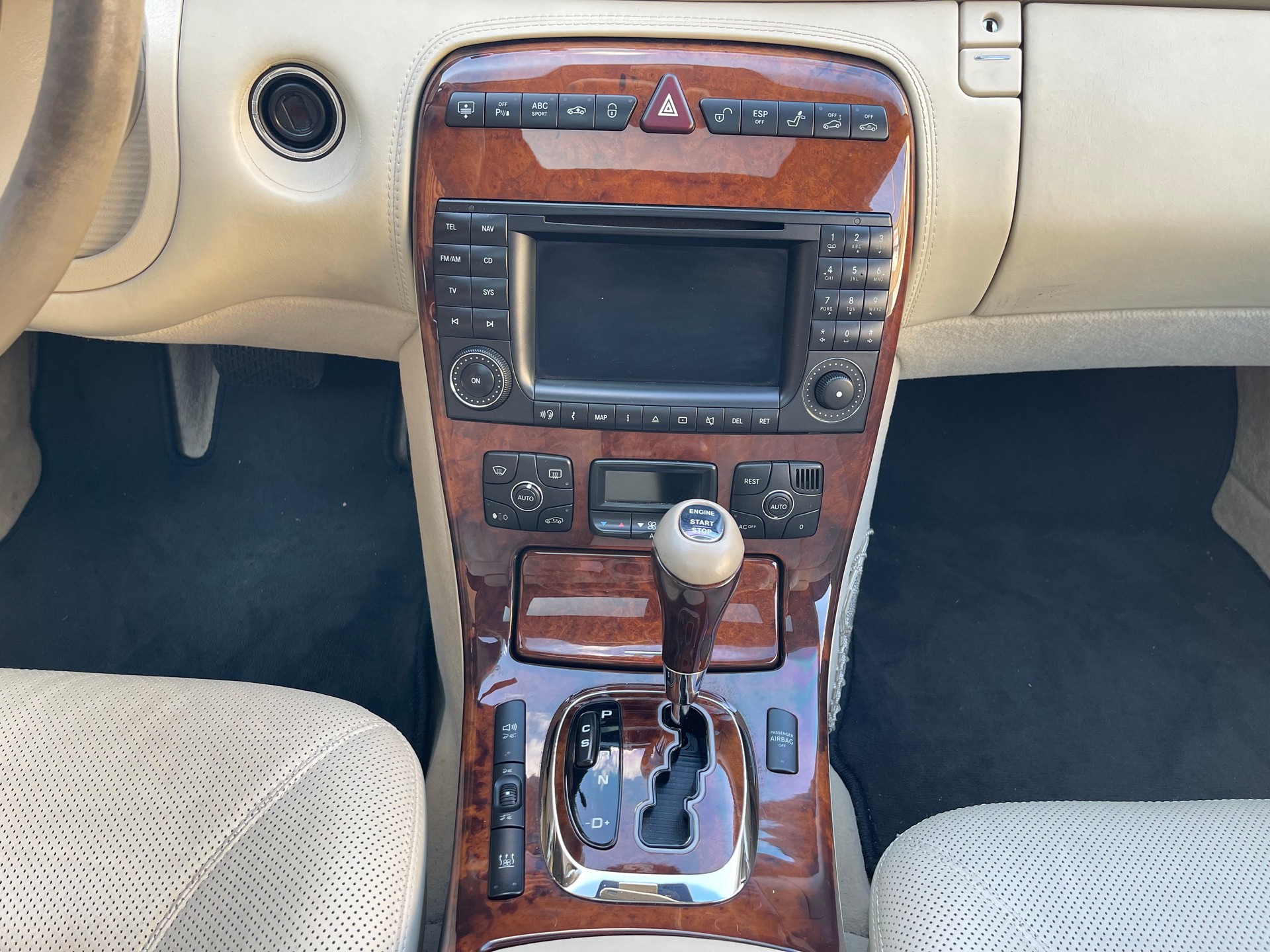 MERCEDES-BENZ CL 600 - V12 Bi-Turbo-image-12