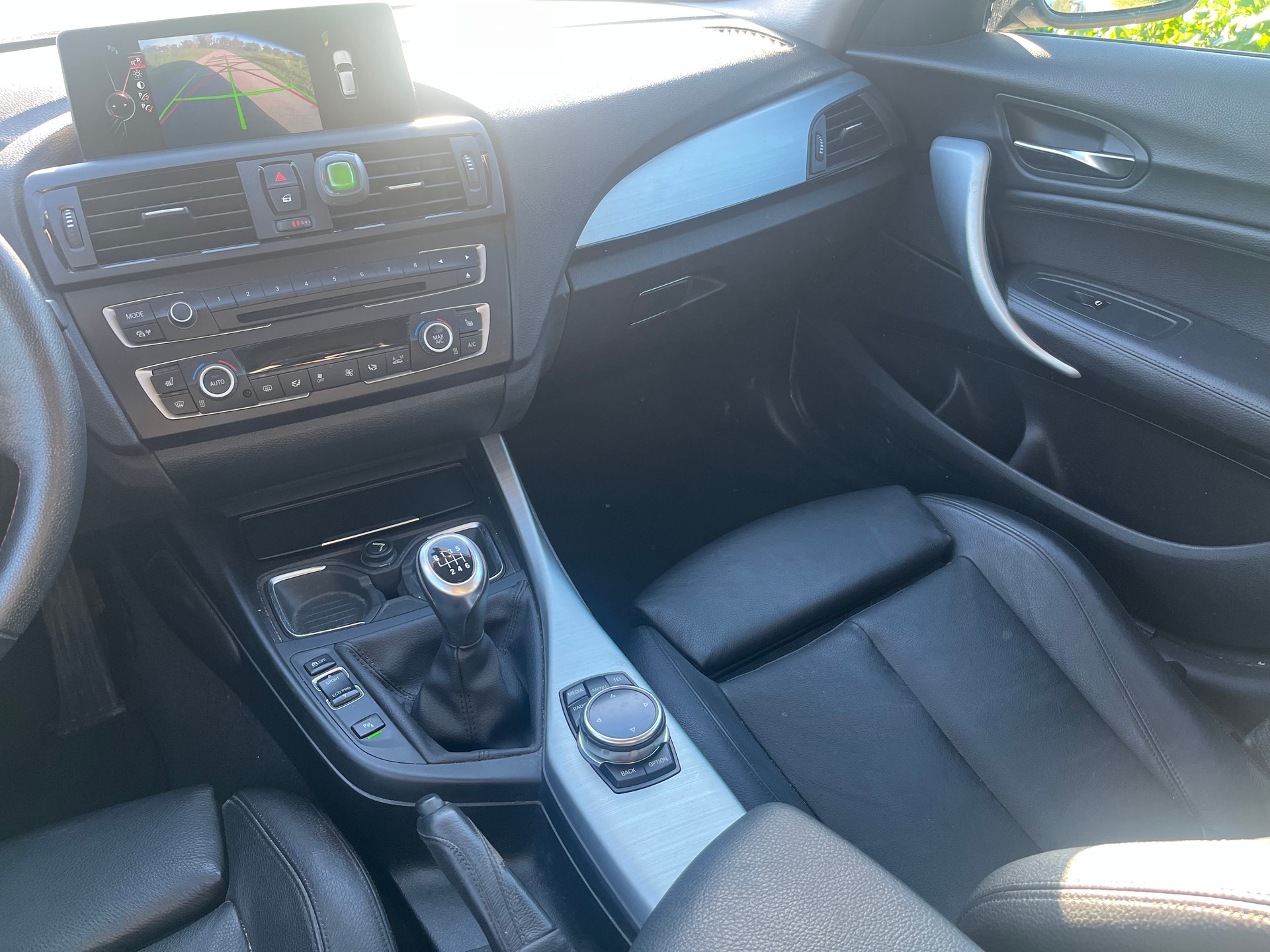 BMW 120d xDrive Sport Line-image-14