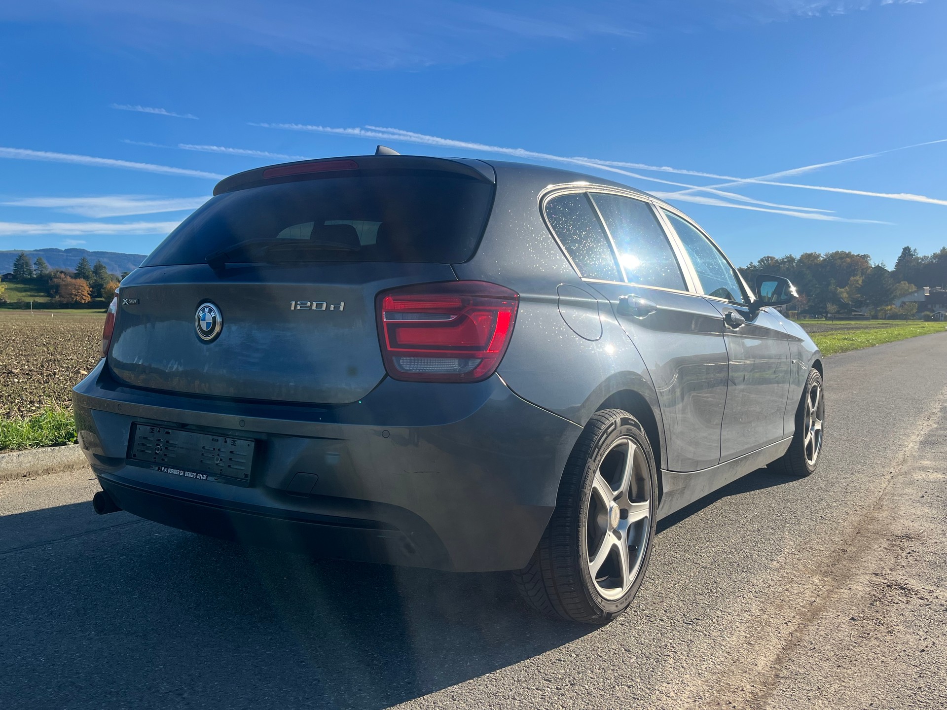 BMW 120d xDrive Sport Line-image-5
