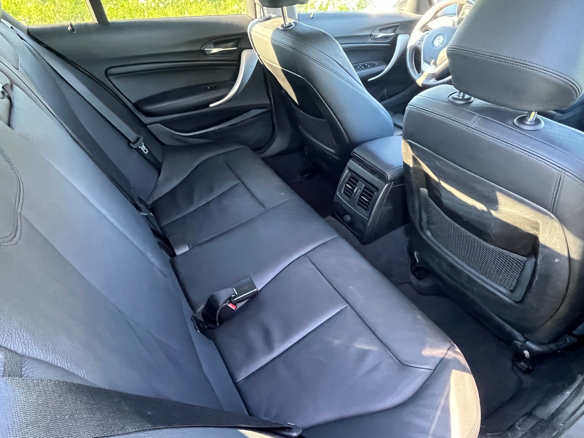 BMW 120d xDrive Sport Line-image-11