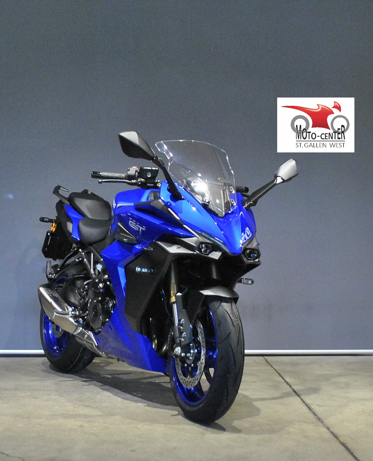 SUZUKI GSX-S 1000 GT-image-0