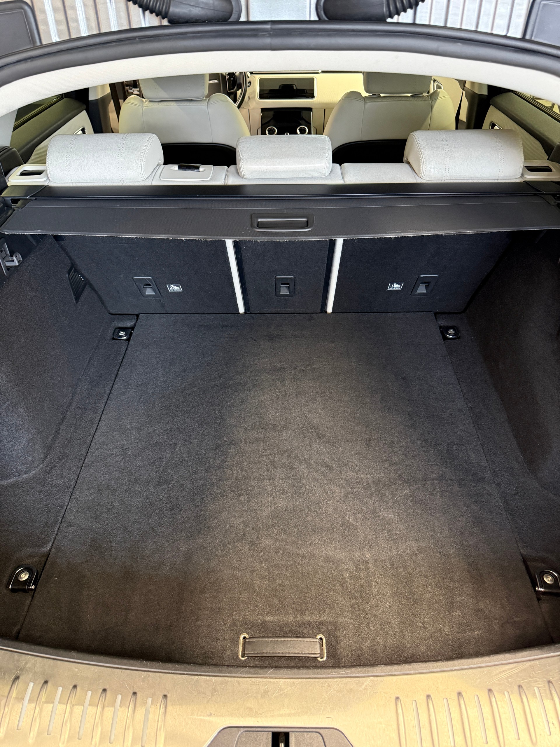 LAND ROVER Range Rover Velar R-Dynamic P 250 S Automatic *Top*MFK*Service-11.05.26*Garantie*8Fach*Panorama*-image-8