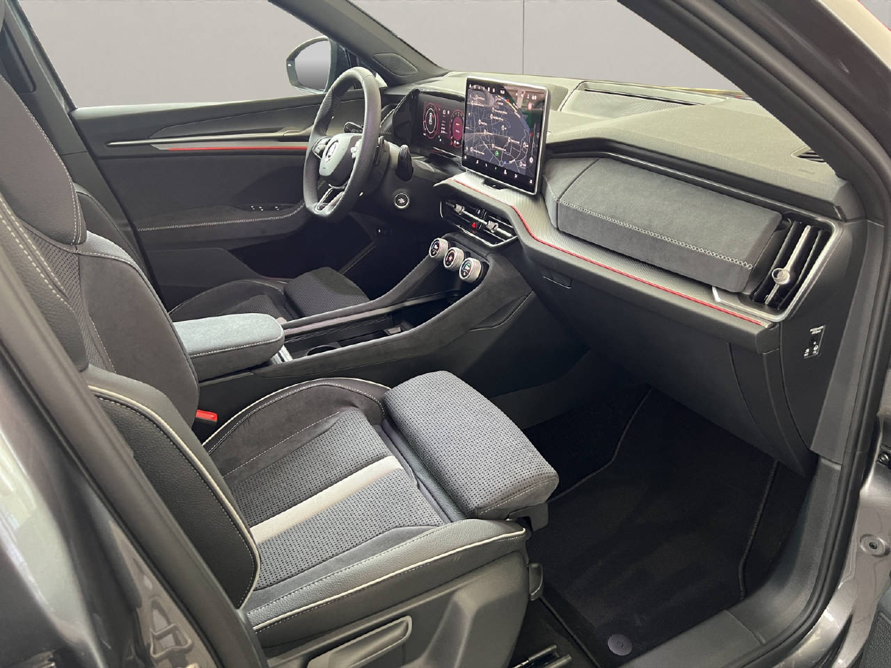 SKODA Kodiaq 2.0 TDI Sportline 4x4 DSG-image-11