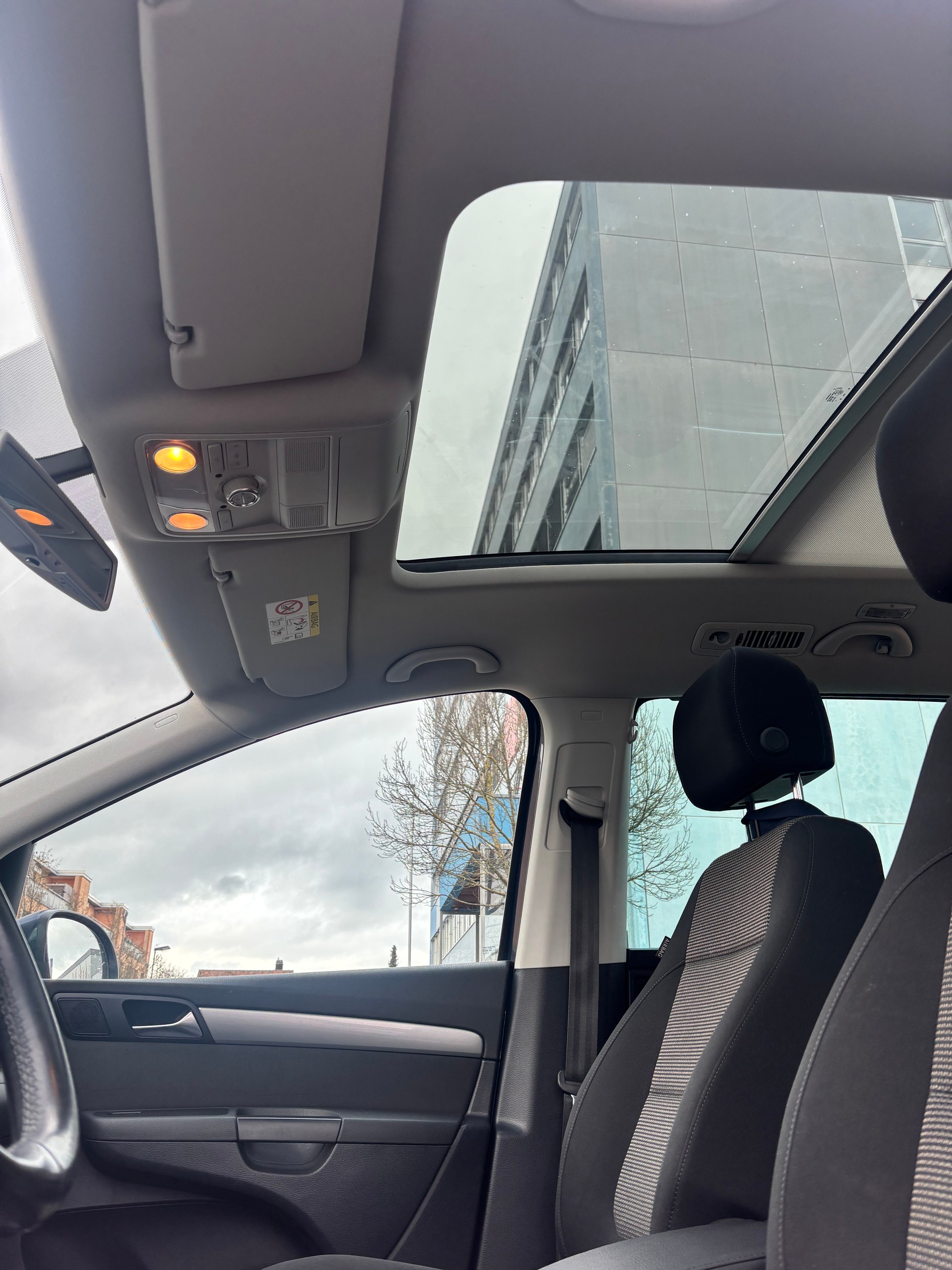 VW Sharan 2.0 TDI BlueMotion Technology Comfortline-image-11