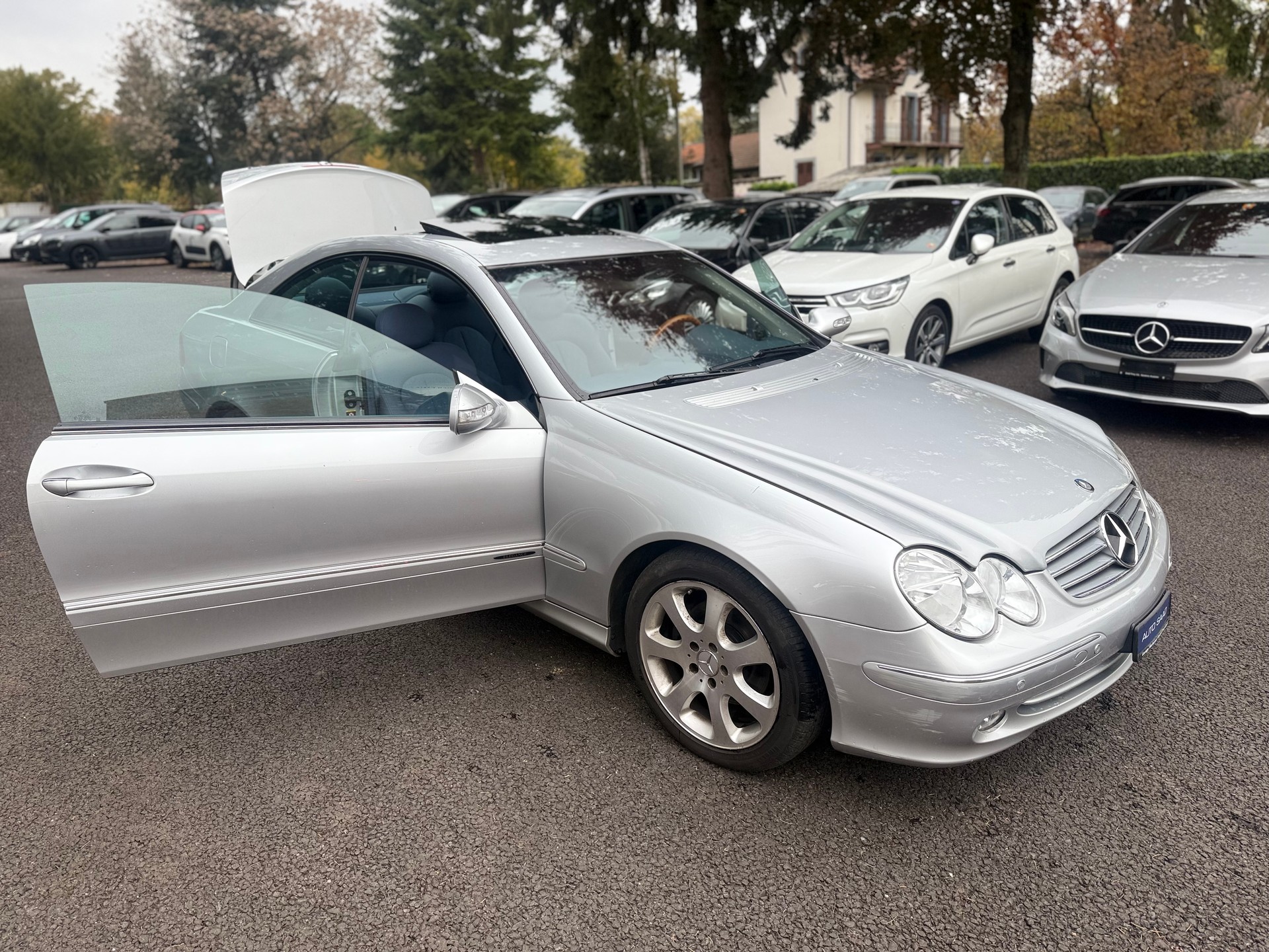 MERCEDES-BENZ CLK 240 Elégance-image-12