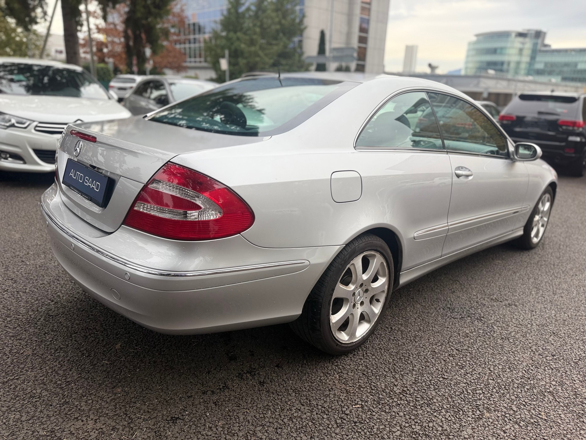 MERCEDES-BENZ CLK 240 Elégance-image-4
