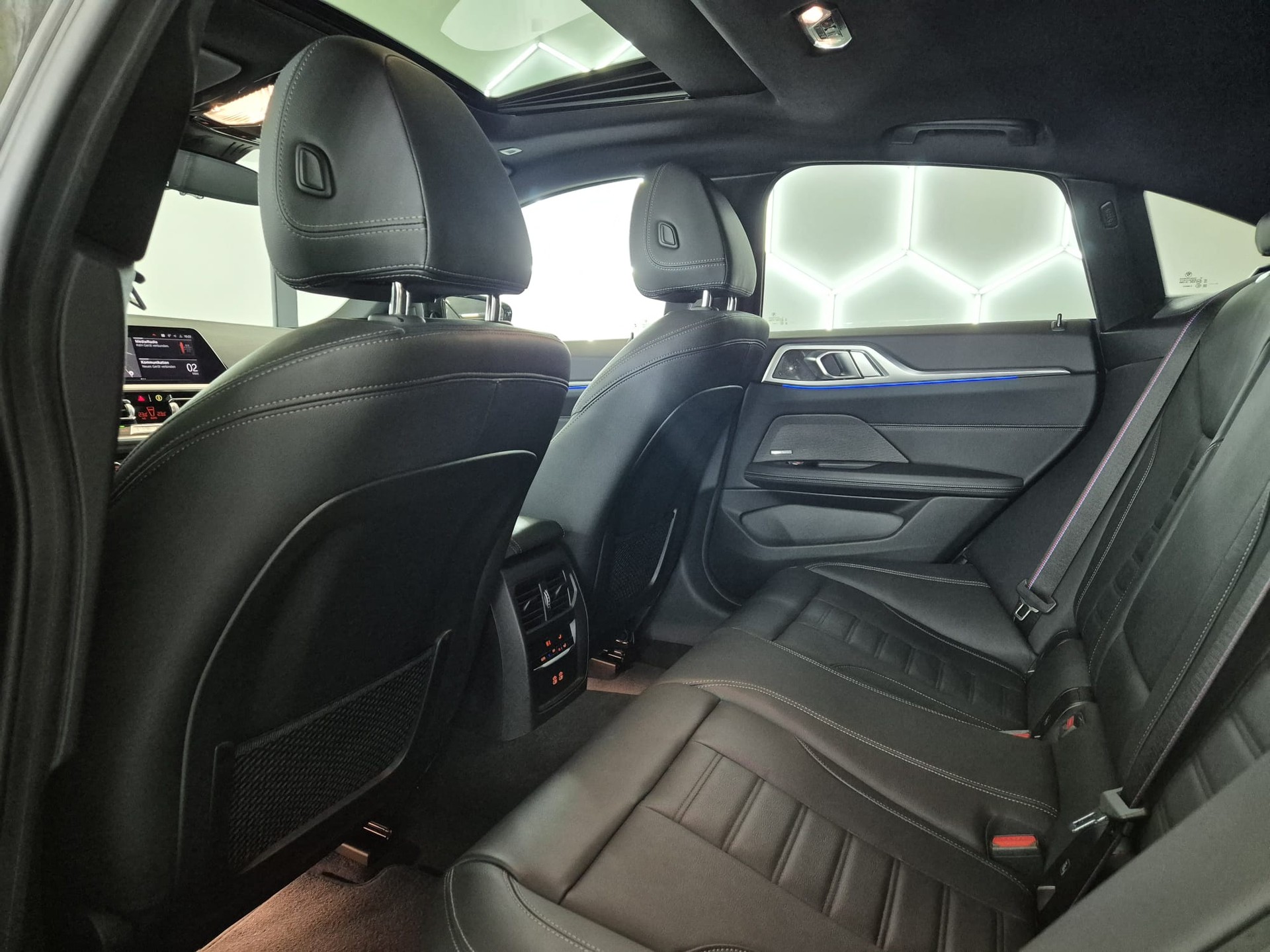 BMW M440i xDrive 48V Gran Coupé M Sport PRO Steptronic-image-15
