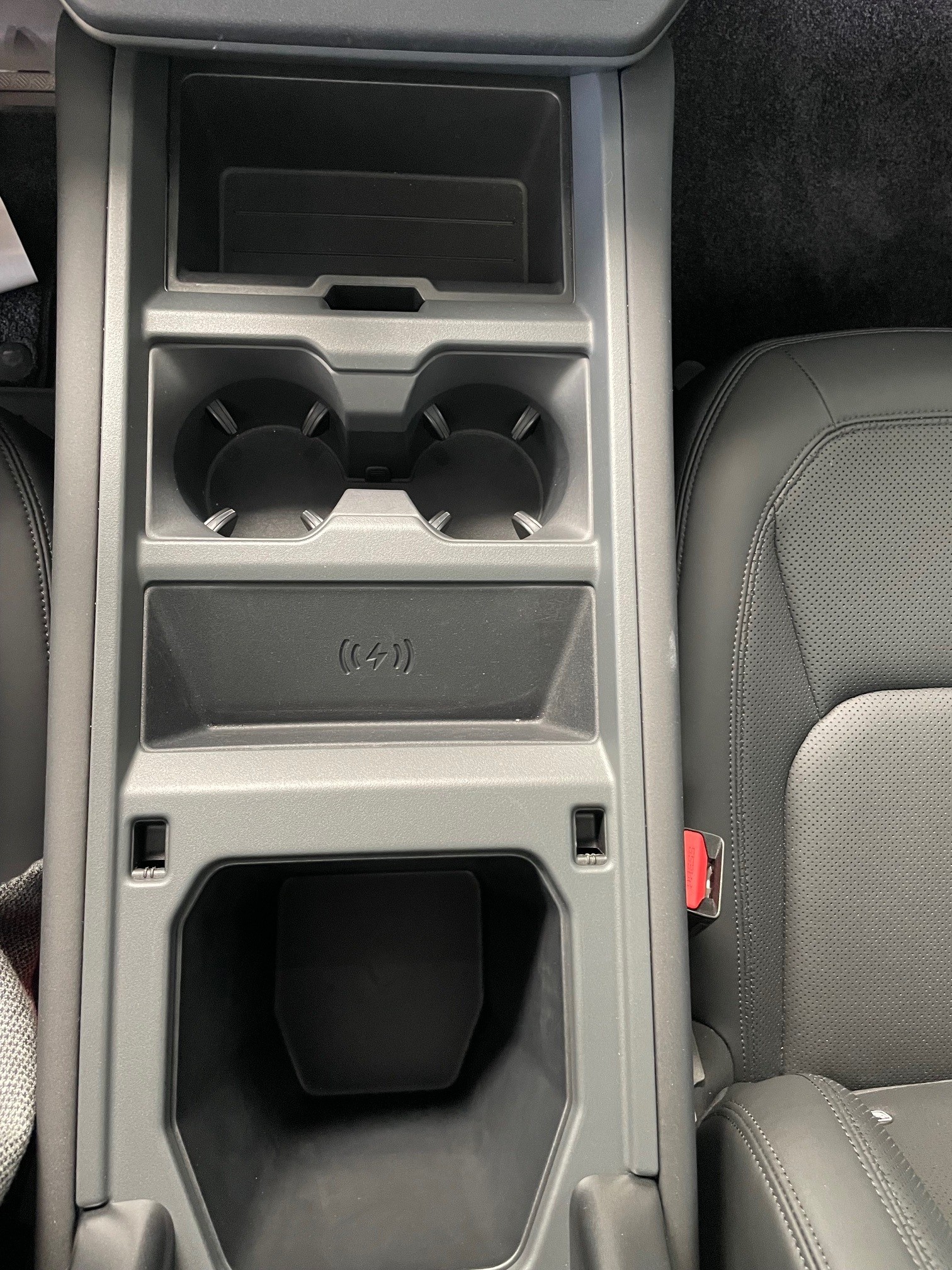LAND ROVER Defender 110 3.0 D I6 250 X-Dynamic SE-image-14