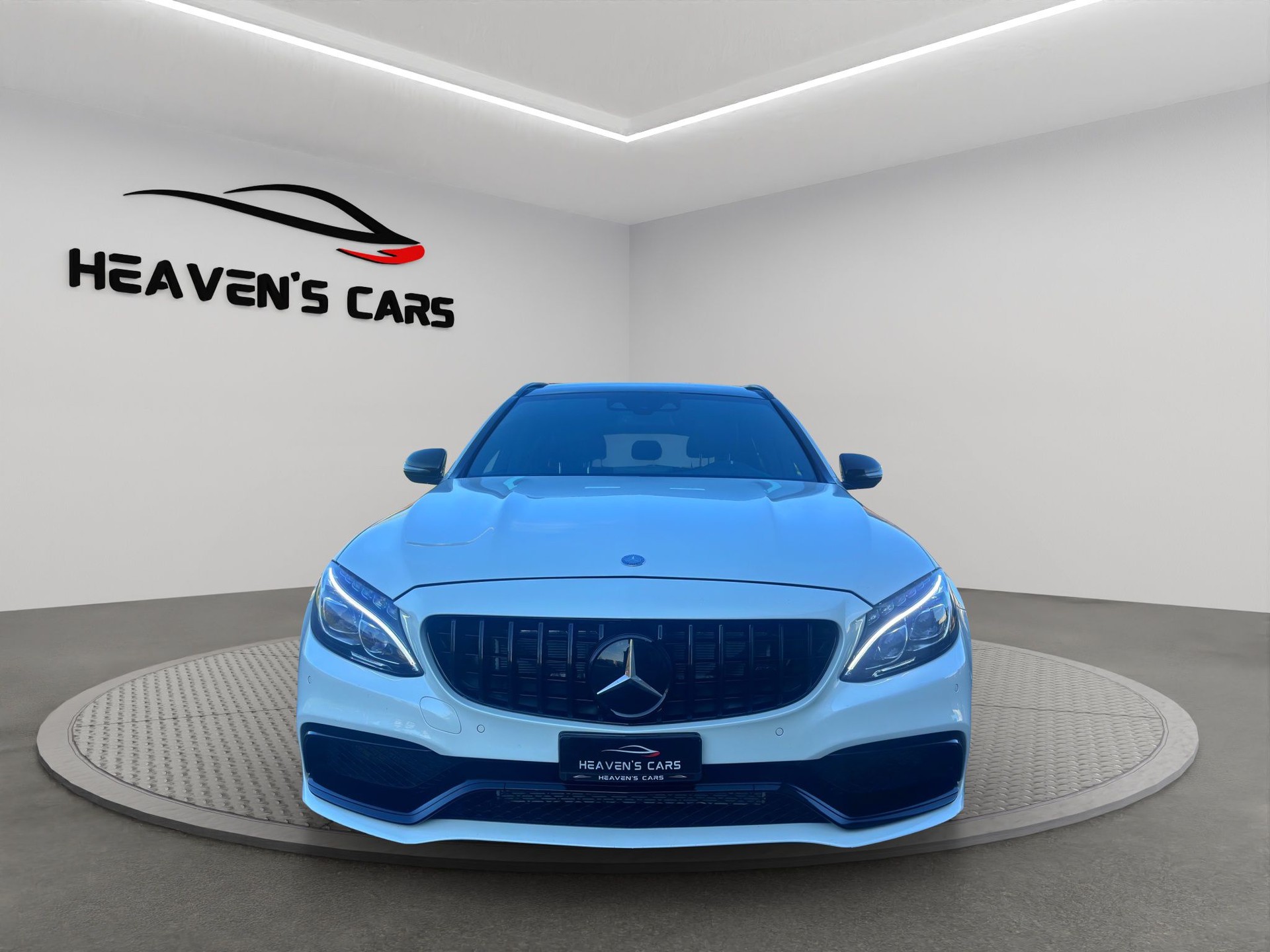 MERCEDES-BENZ C 63 S AMG Speedshift-showroom-element-1