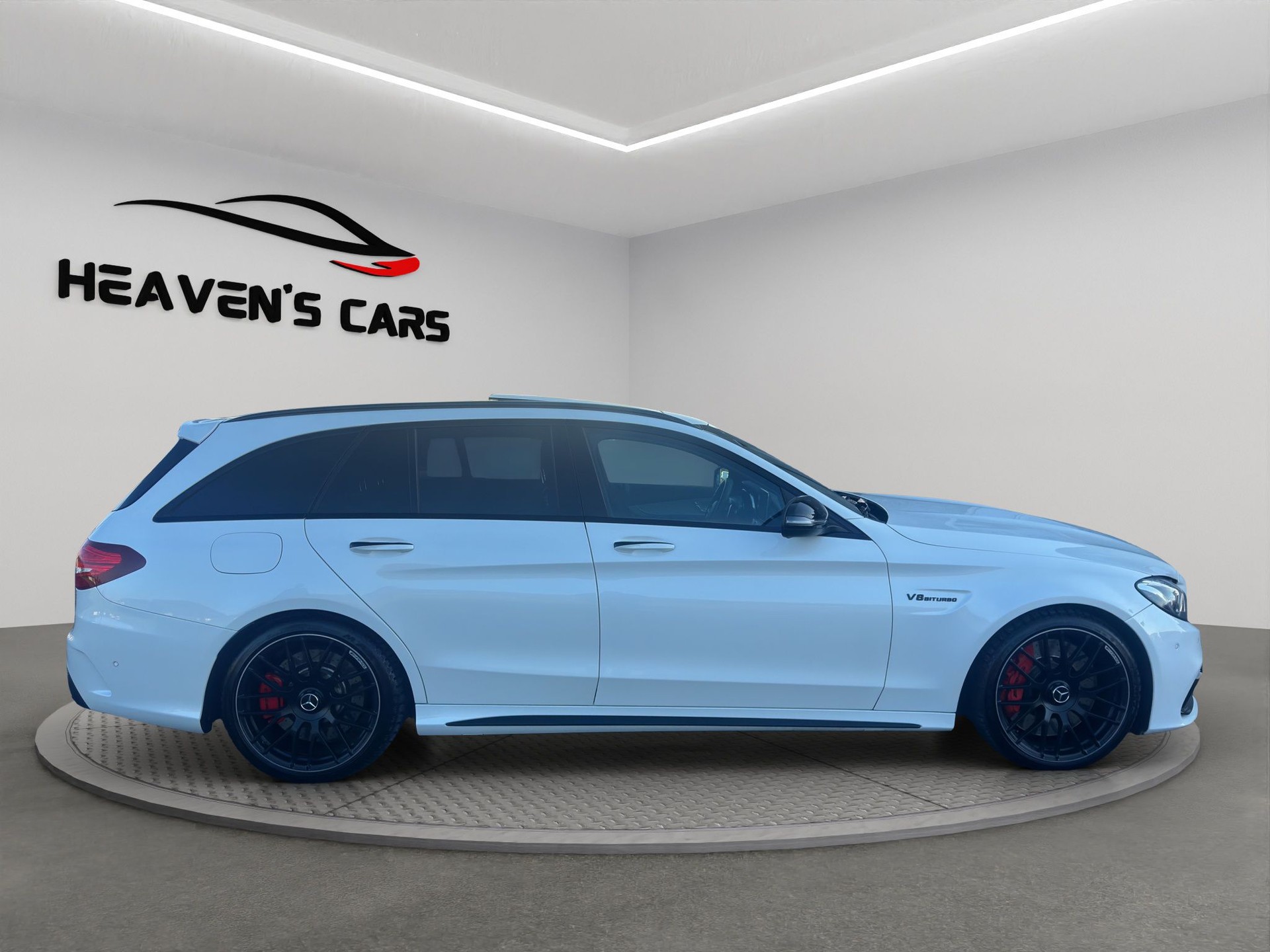MERCEDES-BENZ C 63 S AMG Speedshift-showroom-element-2