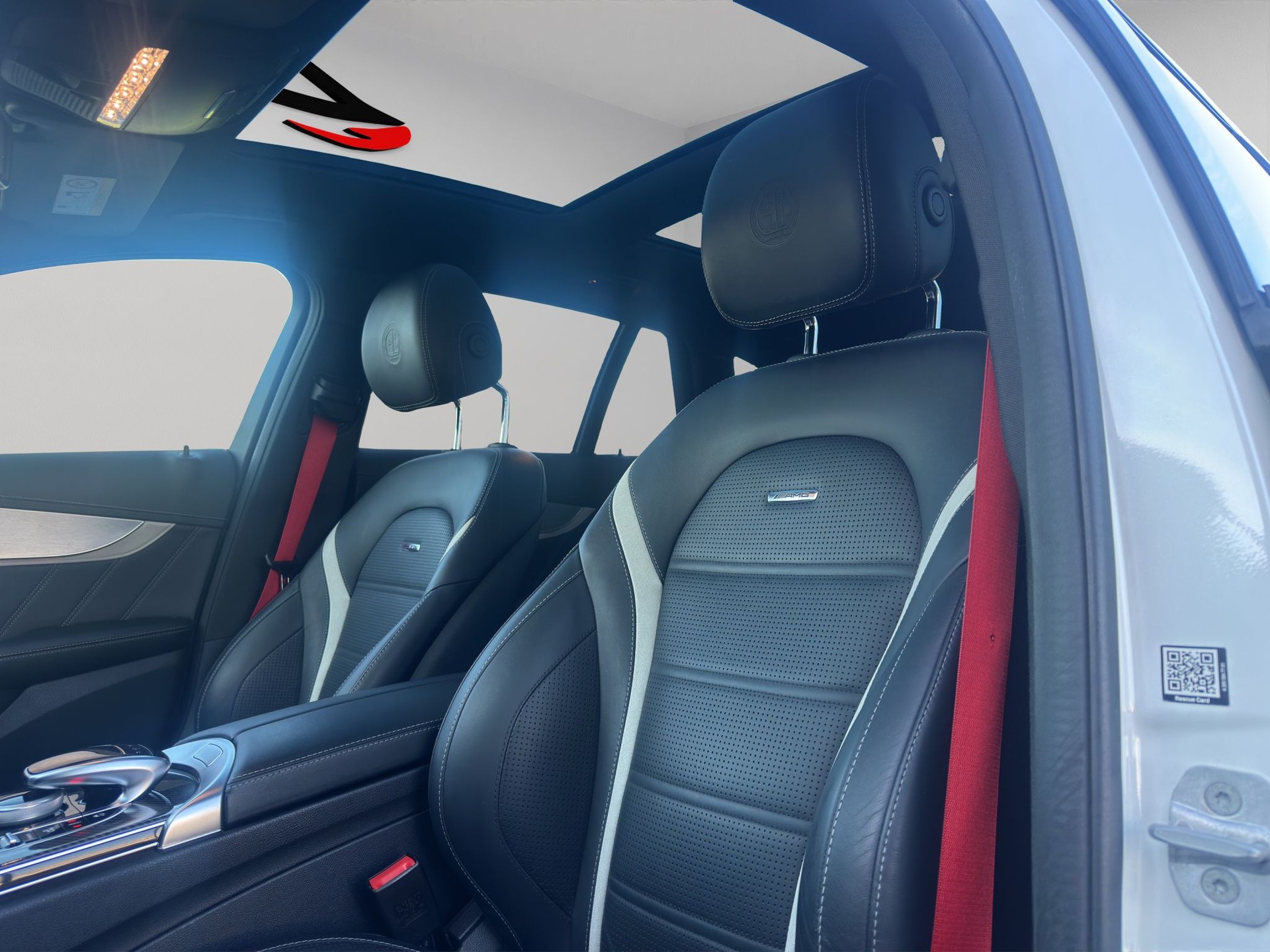 MERCEDES-BENZ C 63 S AMG Speedshift-image-12