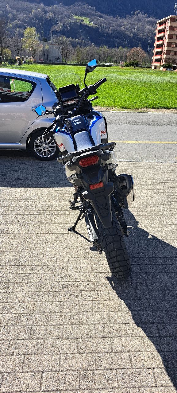 HONDA CRF 1100 Africa Twin-image-2