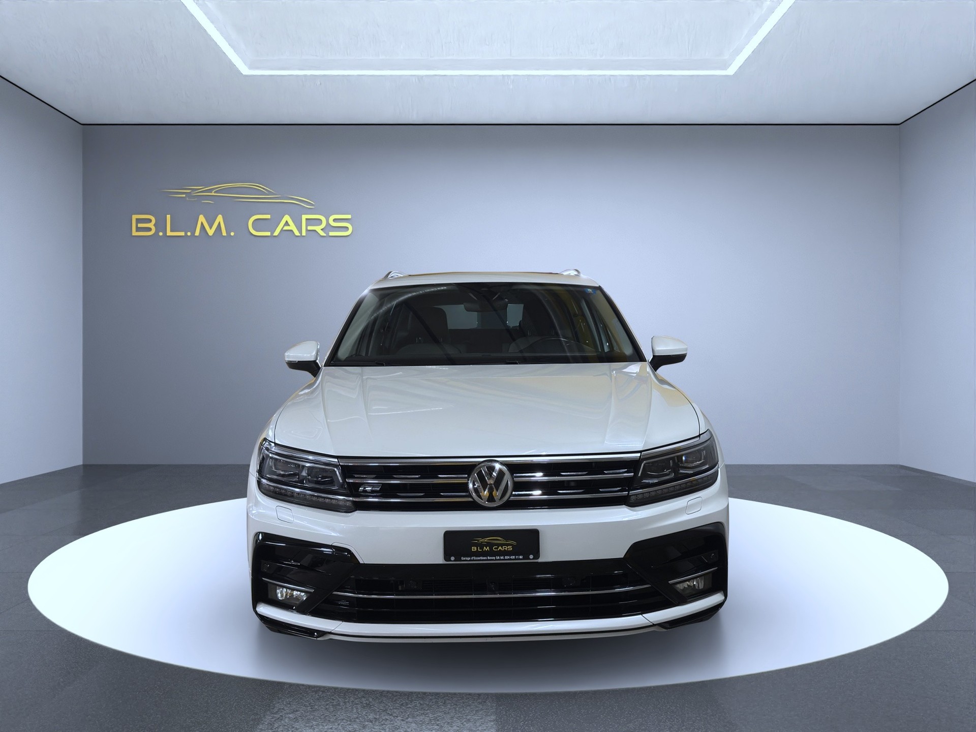 VW Tiguan 1.4TSI Comfortline R-Line 4Motion DSG-image-2