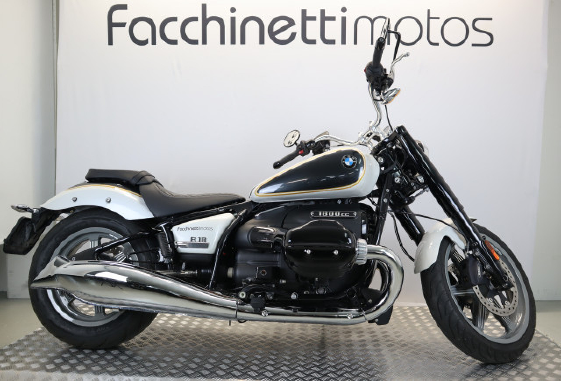 BMW R 18-image-0