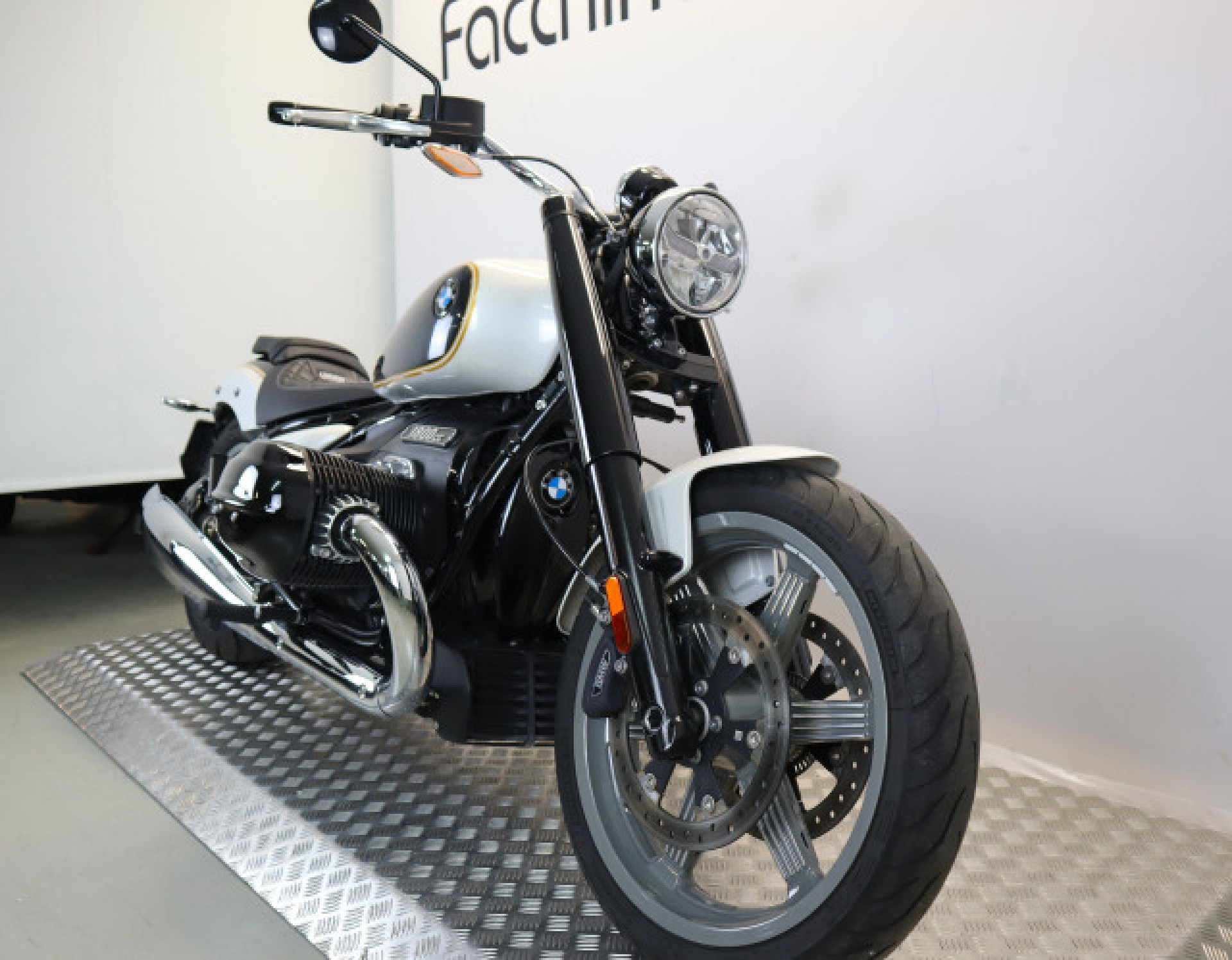 BMW R 18-image-3