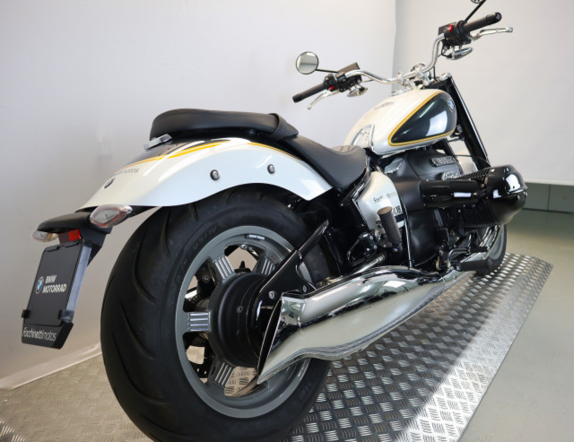BMW R 18-image-1