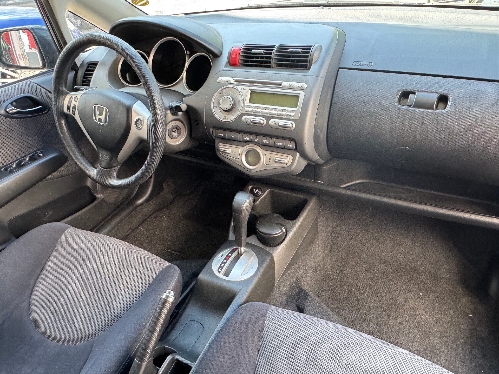 HONDA Jazz 1.4i ES-image-10
