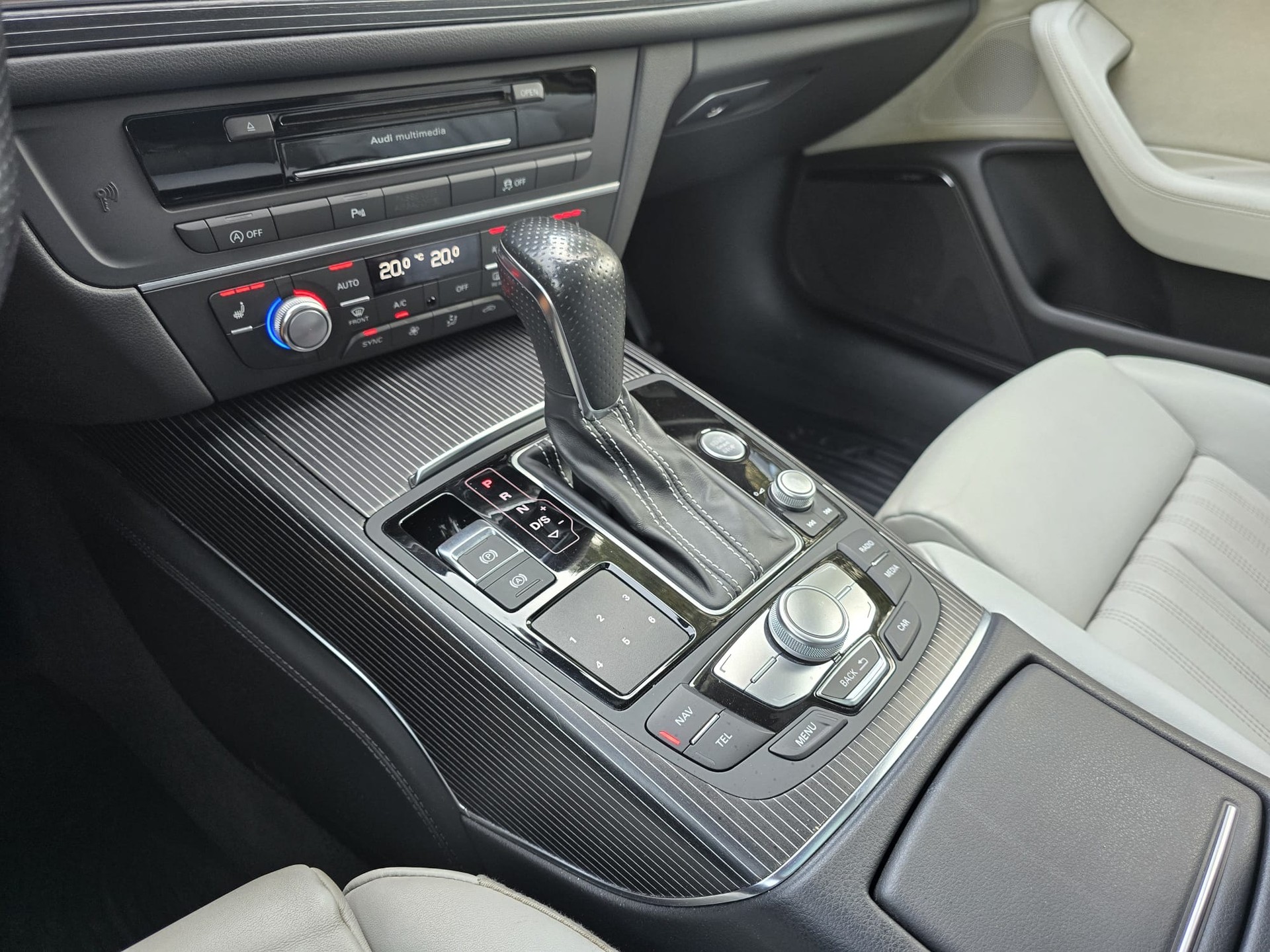AUDI A6 Avant 3.0 BiTDI V6 Competition quattro-image-15
