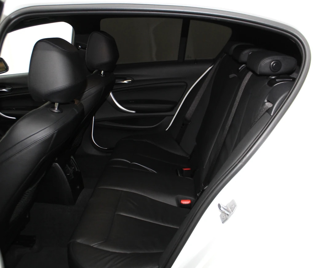 BMW M140i xDrive Swiss Performance Edition Paket Steptronic/ CH-Fahrzeug-image-9