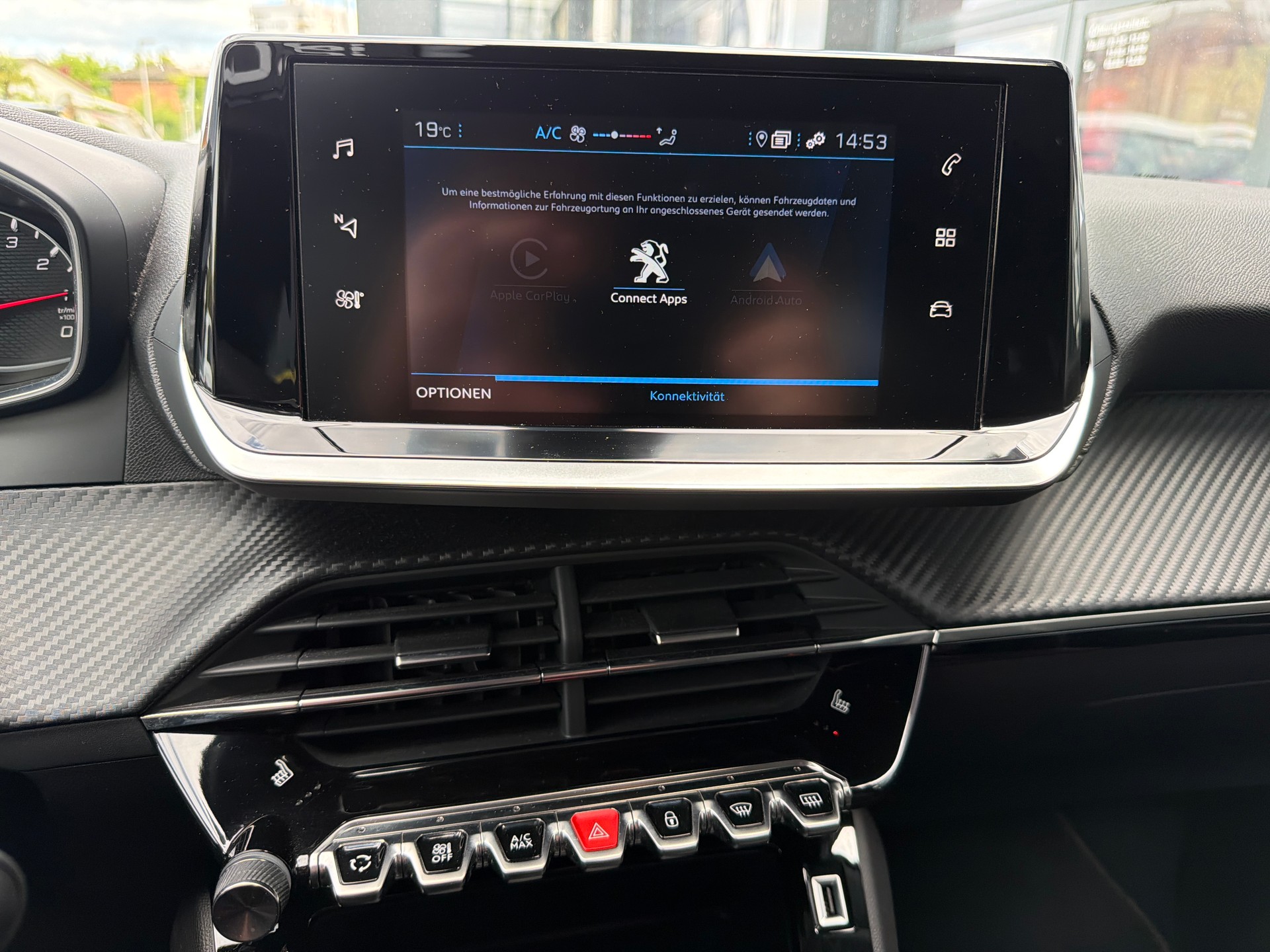 PEUGEOT 208 1.2 PureTech Active Pack-image-11