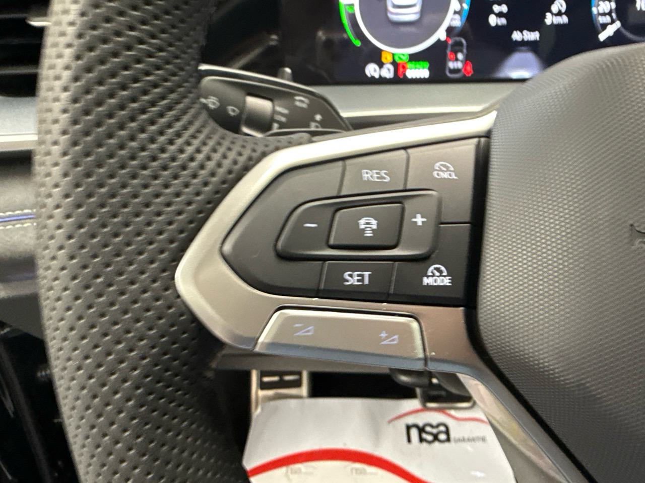 VW Tayron 1.5 TSI PHEV R-Line Black Style-image-9