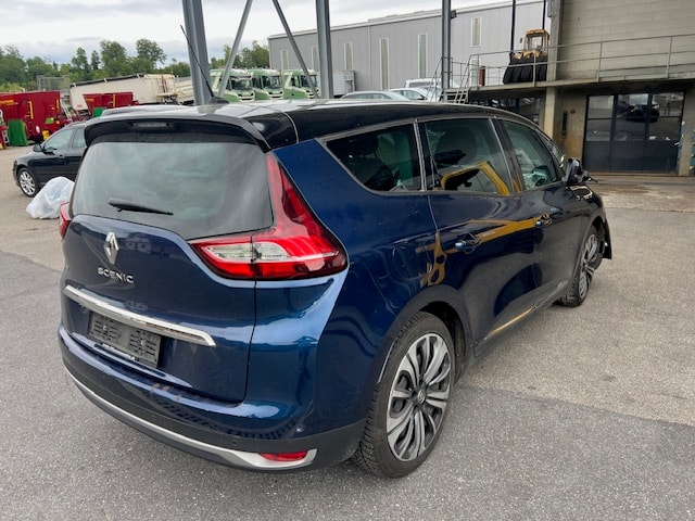 RENAULT Grand Scénic 1.8 dCi Intens Pack Advantage EDC-image-4